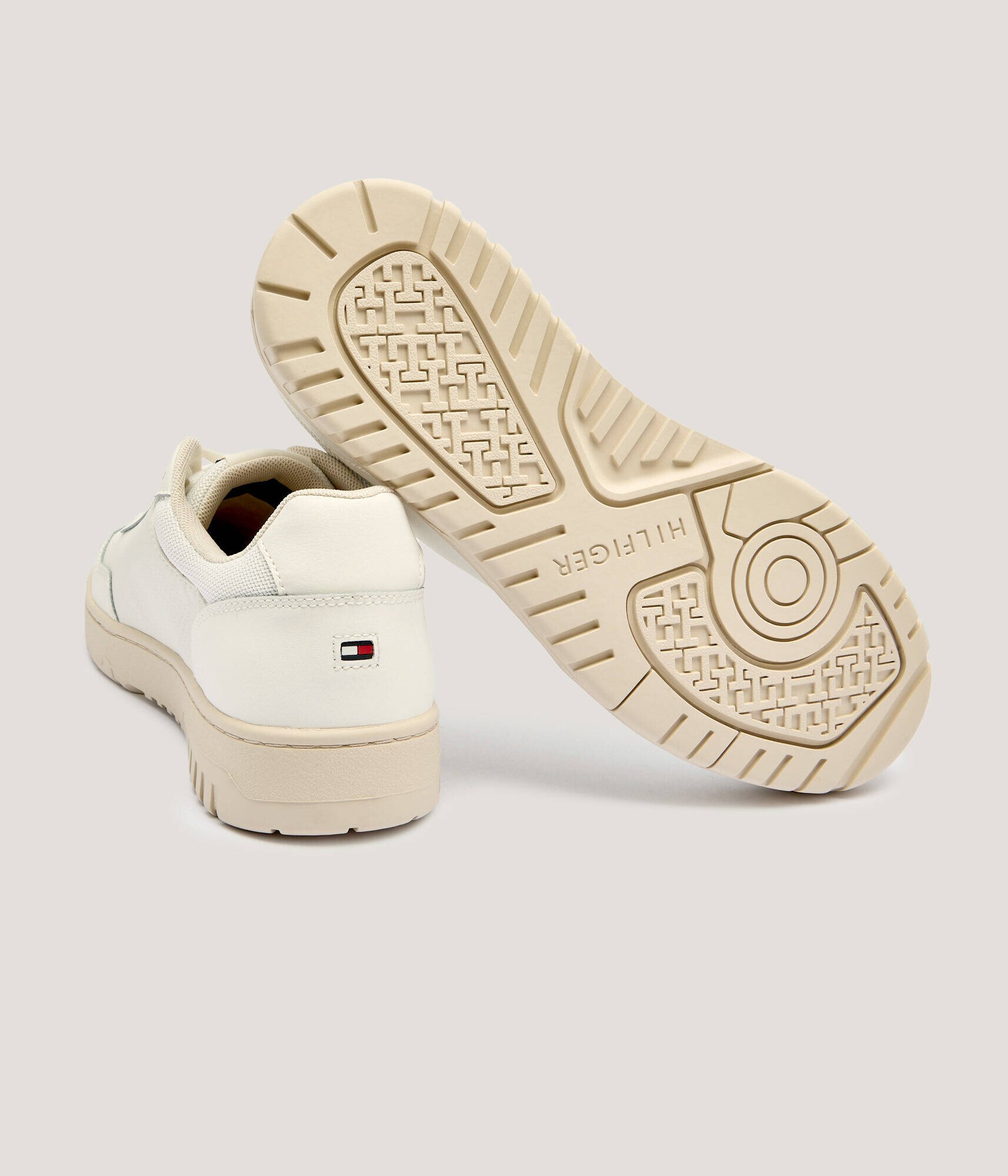Tommy Hilfiger Teniși din piele BASKET CORE