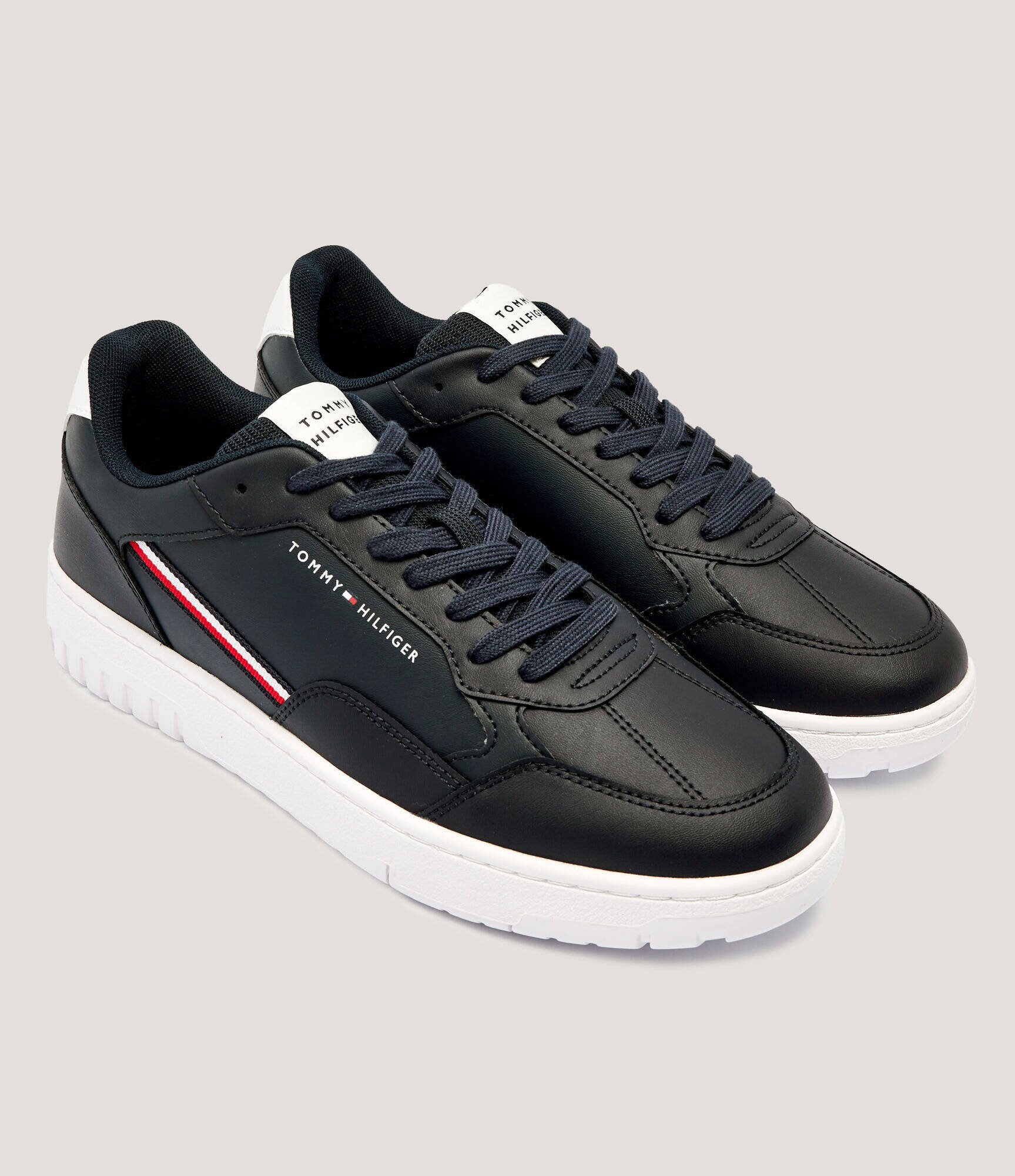 Tommy Hilfiger Teniși din piele BASKET CORE