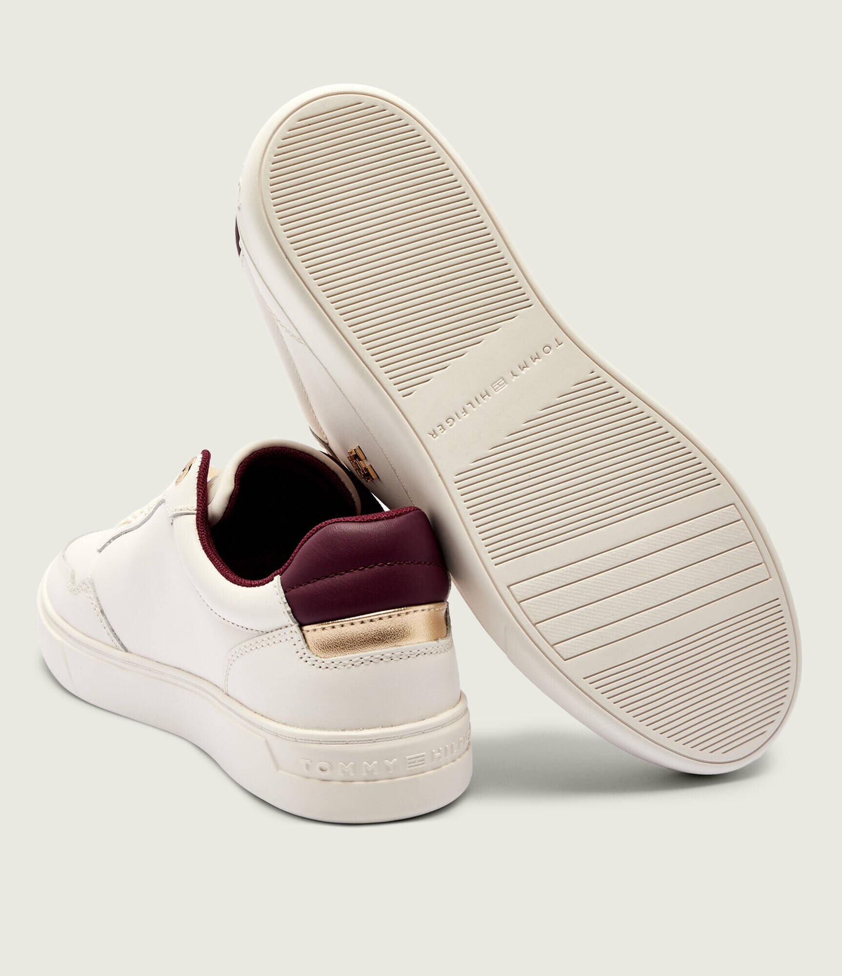 Tommy Hilfiger Teniși din piele Essential