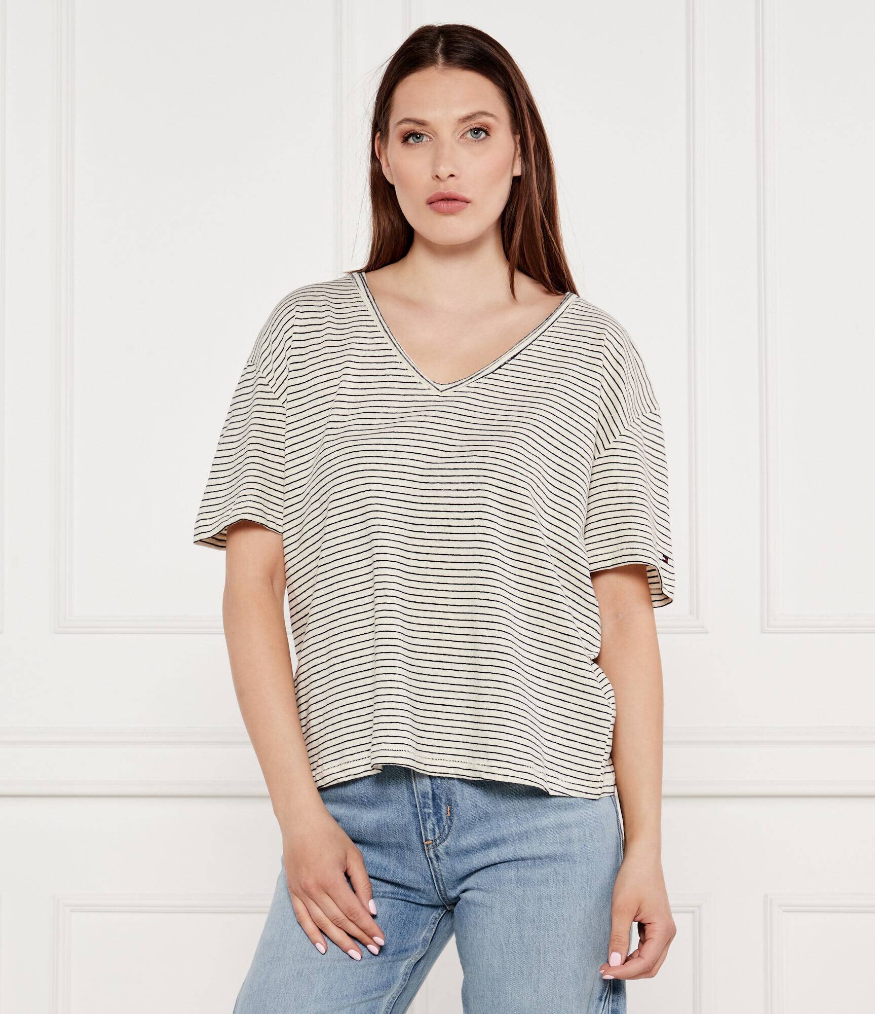 Tommy Hilfiger Tricou | Loose fit | cu adaos de in