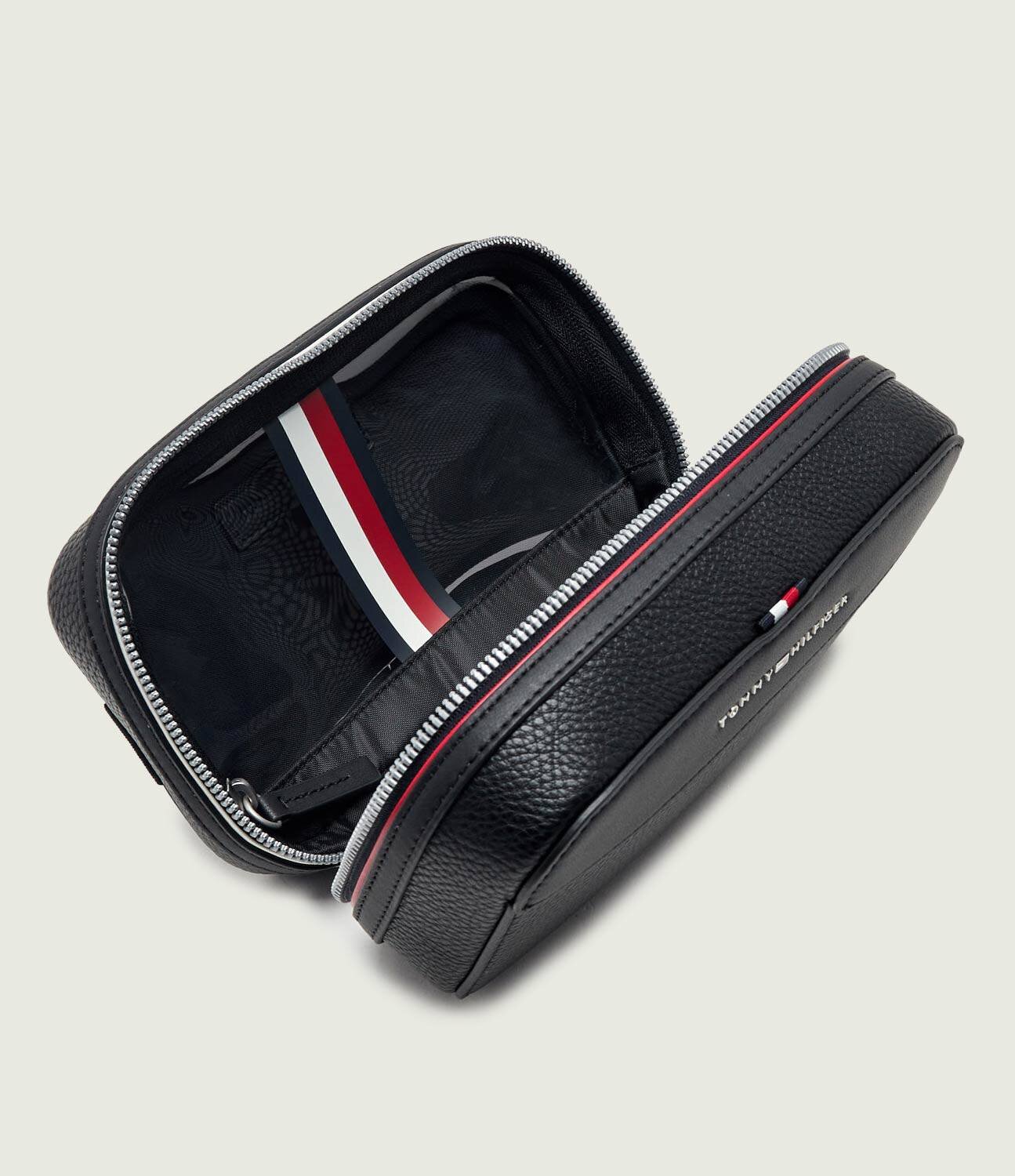 Tommy Hilfiger Trusă pentru cosmetice TH Central