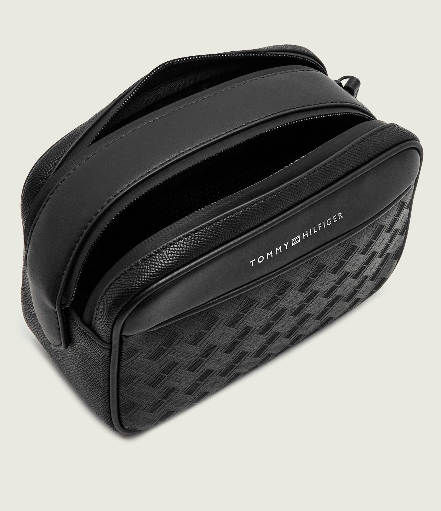 Tommy Hilfiger Trusă pentru cosmetice TH Modern Monogram
