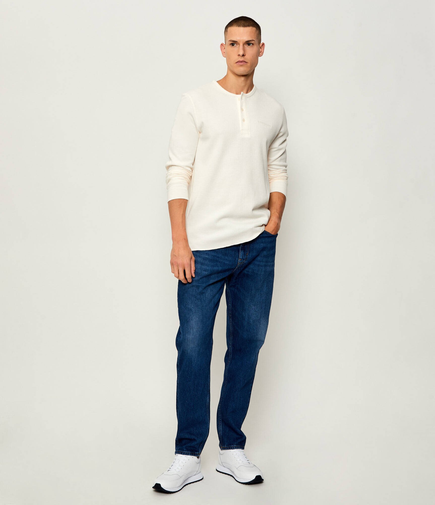Tommy Jeans Blugi ISAAC | Tapered fit