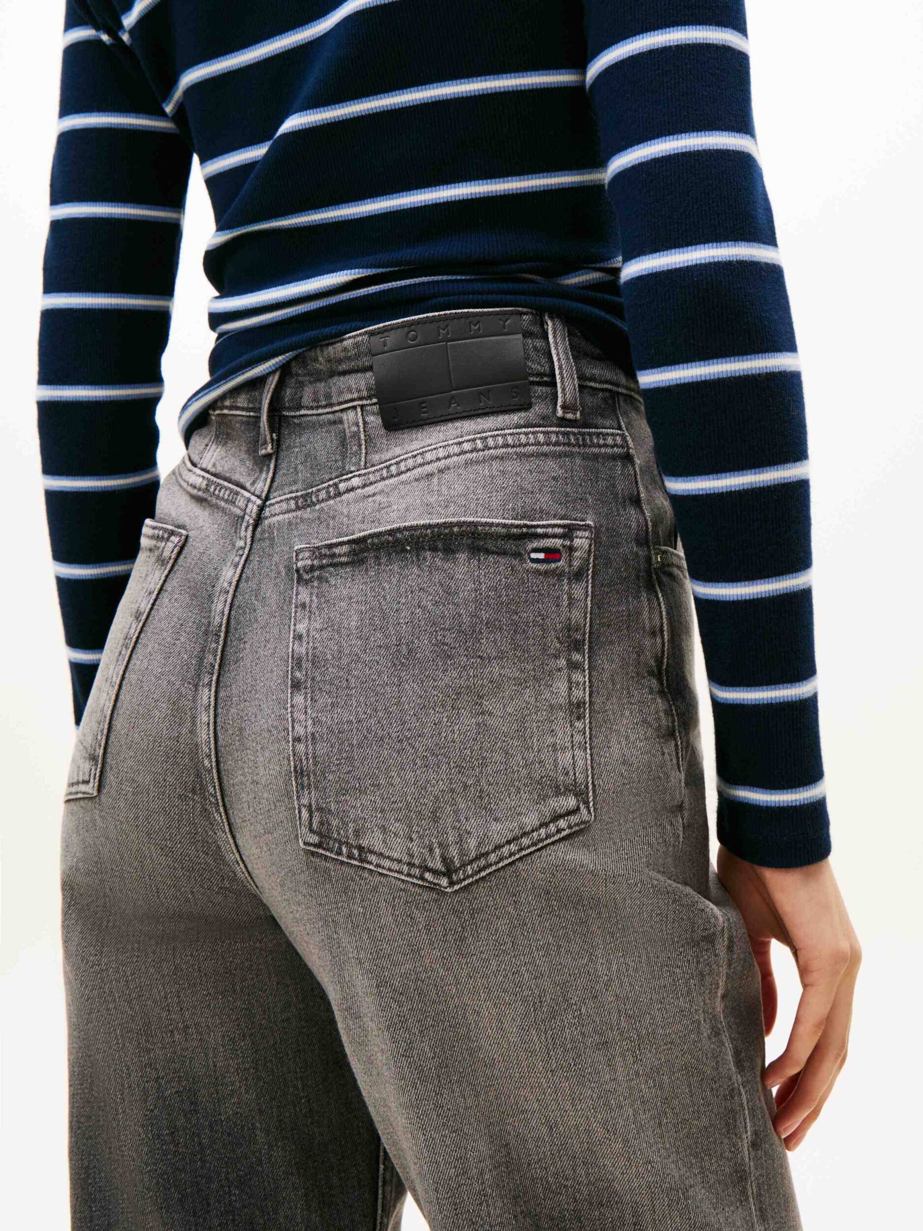 Tommy Jeans Blugi | Mom Fit | high waist