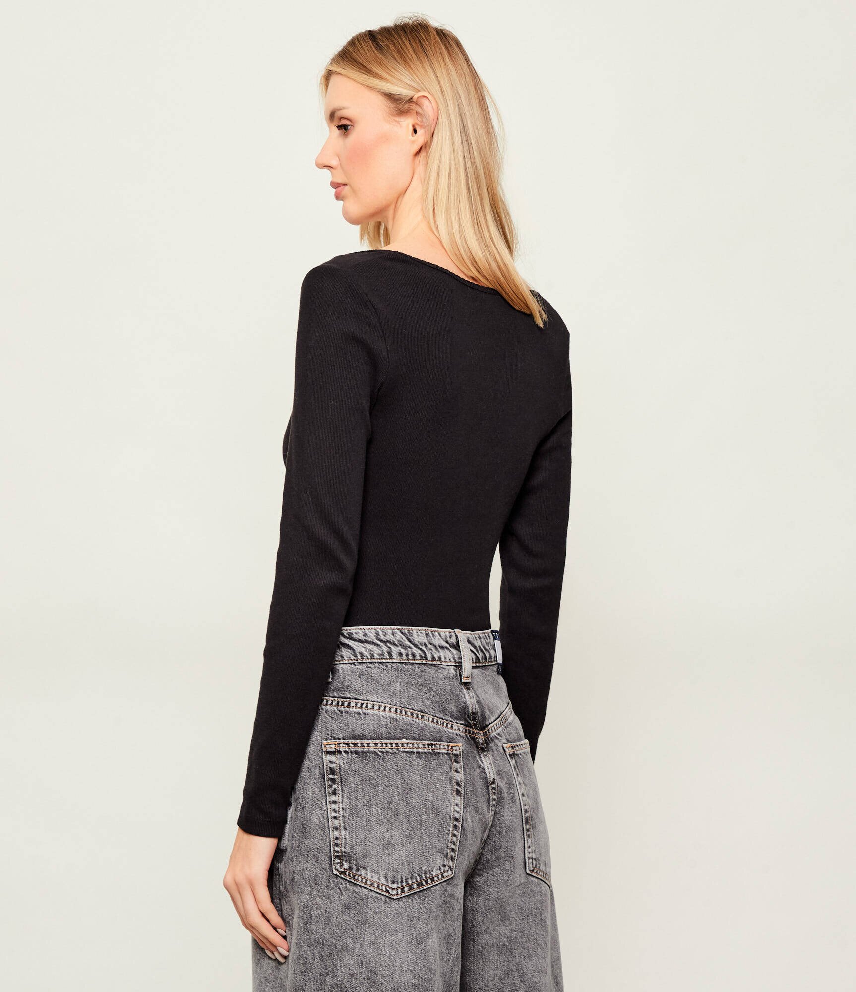 Tommy Jeans Body | Slim Fit