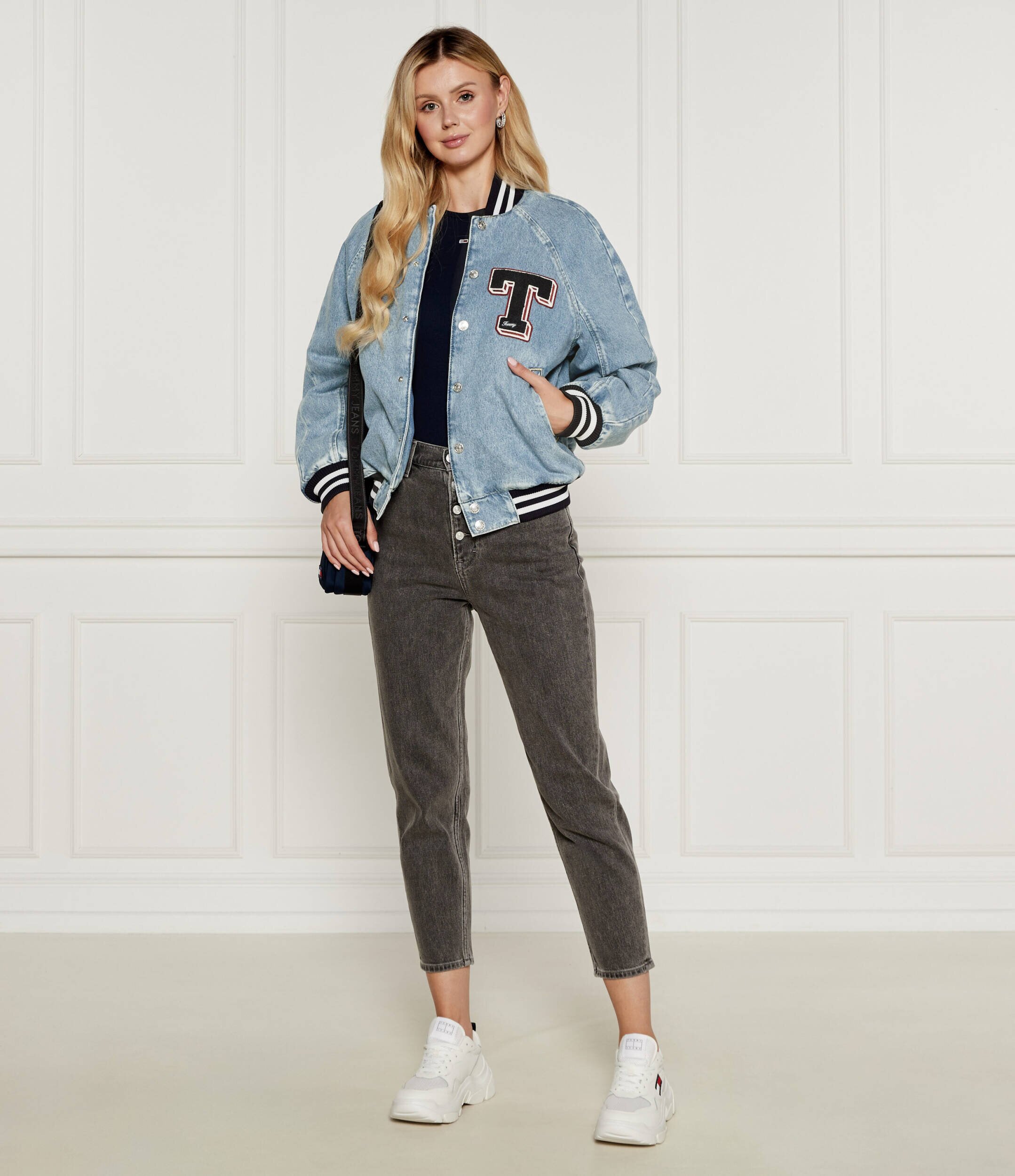 Tommy Jeans De blugi geacă bomber Letterman | Oversize fit