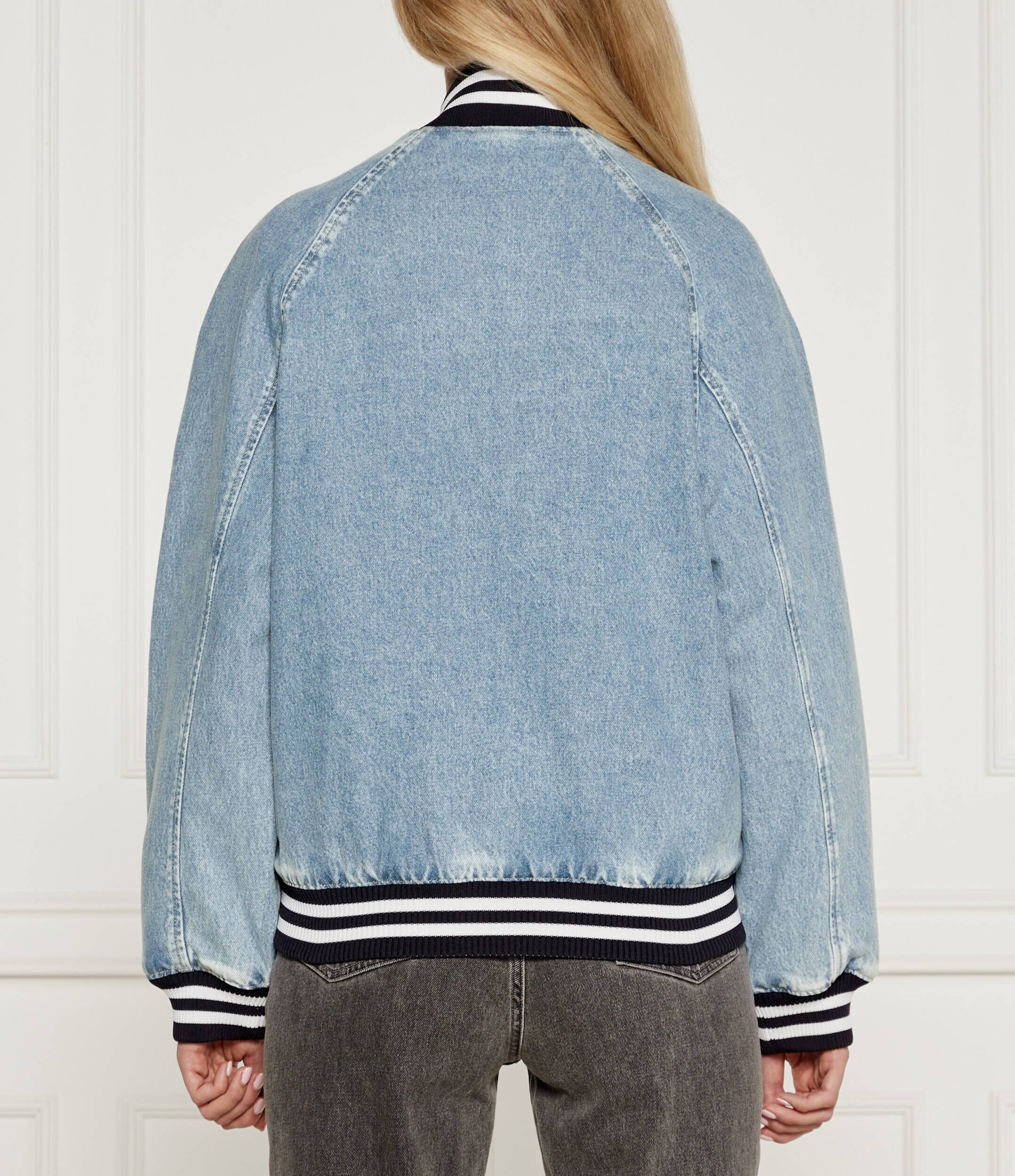 Tommy Jeans De blugi geacă bomber Letterman | Oversize fit