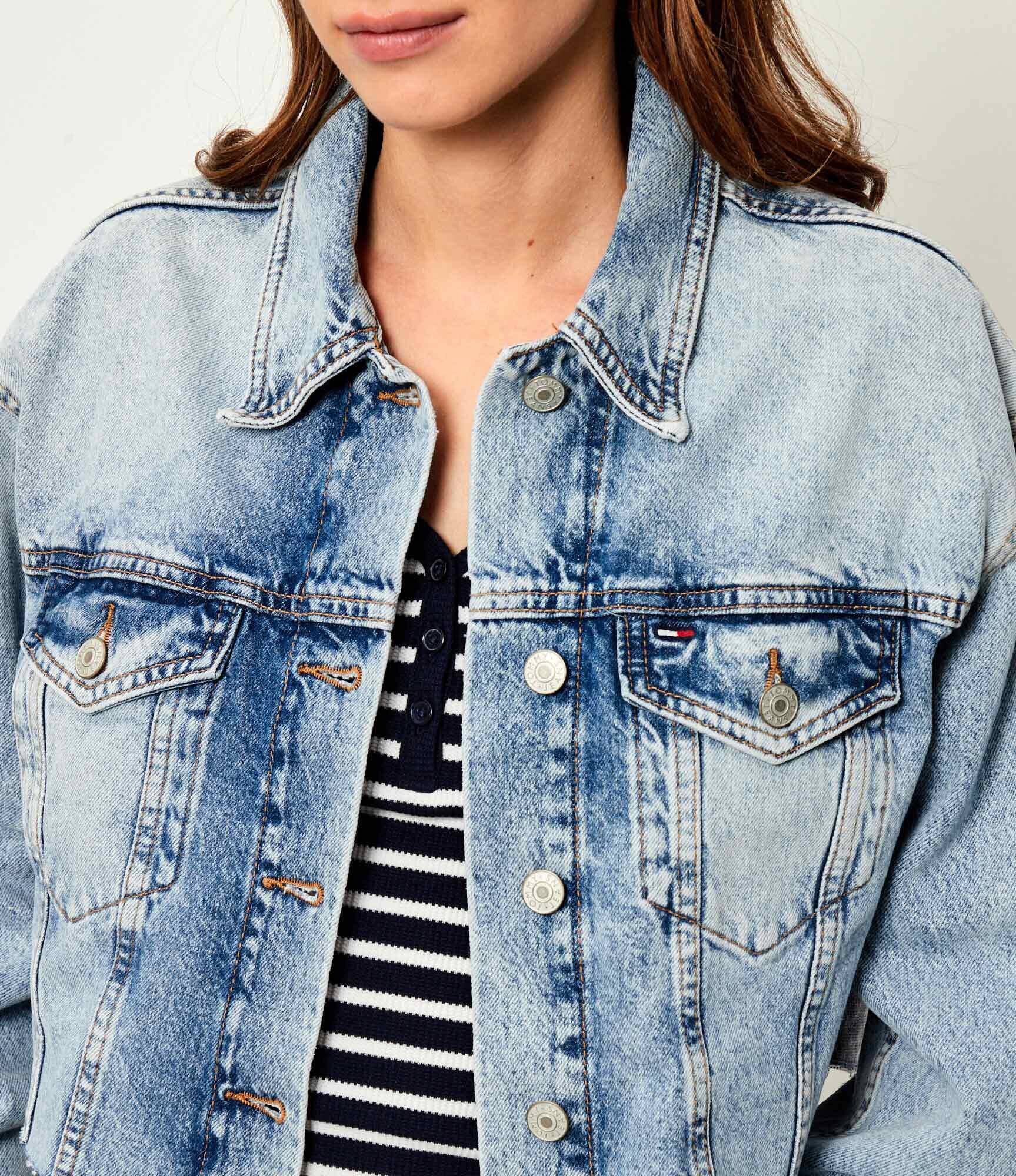 Tommy Jeans De blugi geacă | Cropped Fit