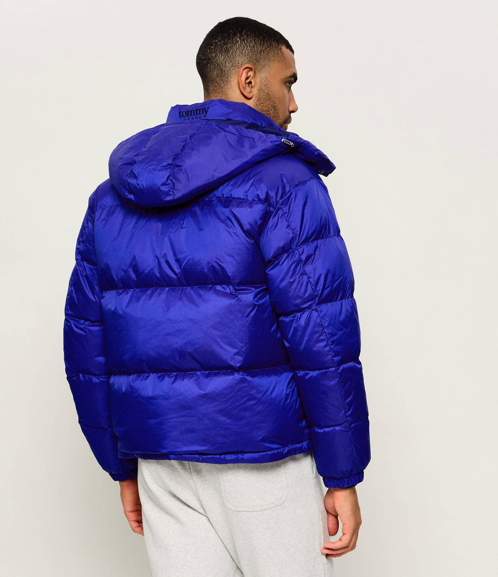 Tommy Jeans Geacă de puf Alaska | Relaxed fit