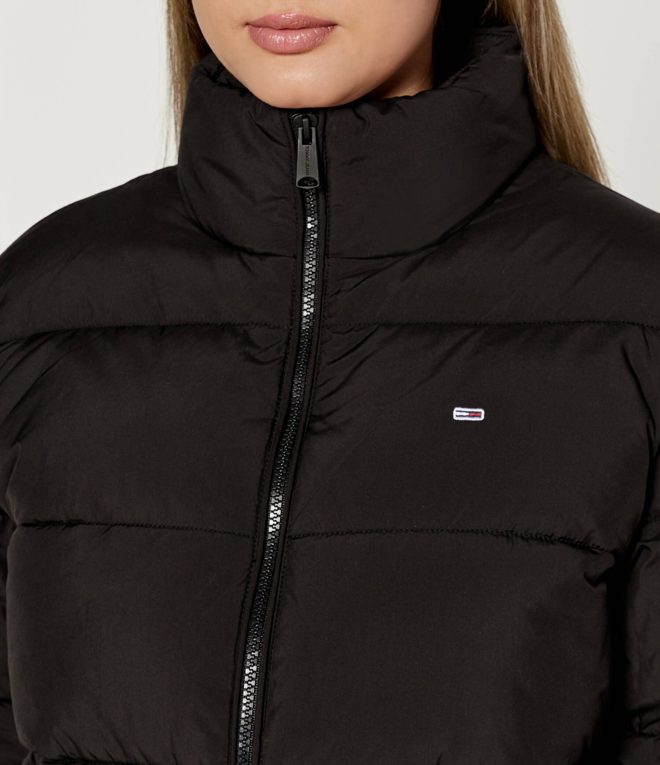Tommy Jeans Geacă ESSENTIAL | Regular Fit