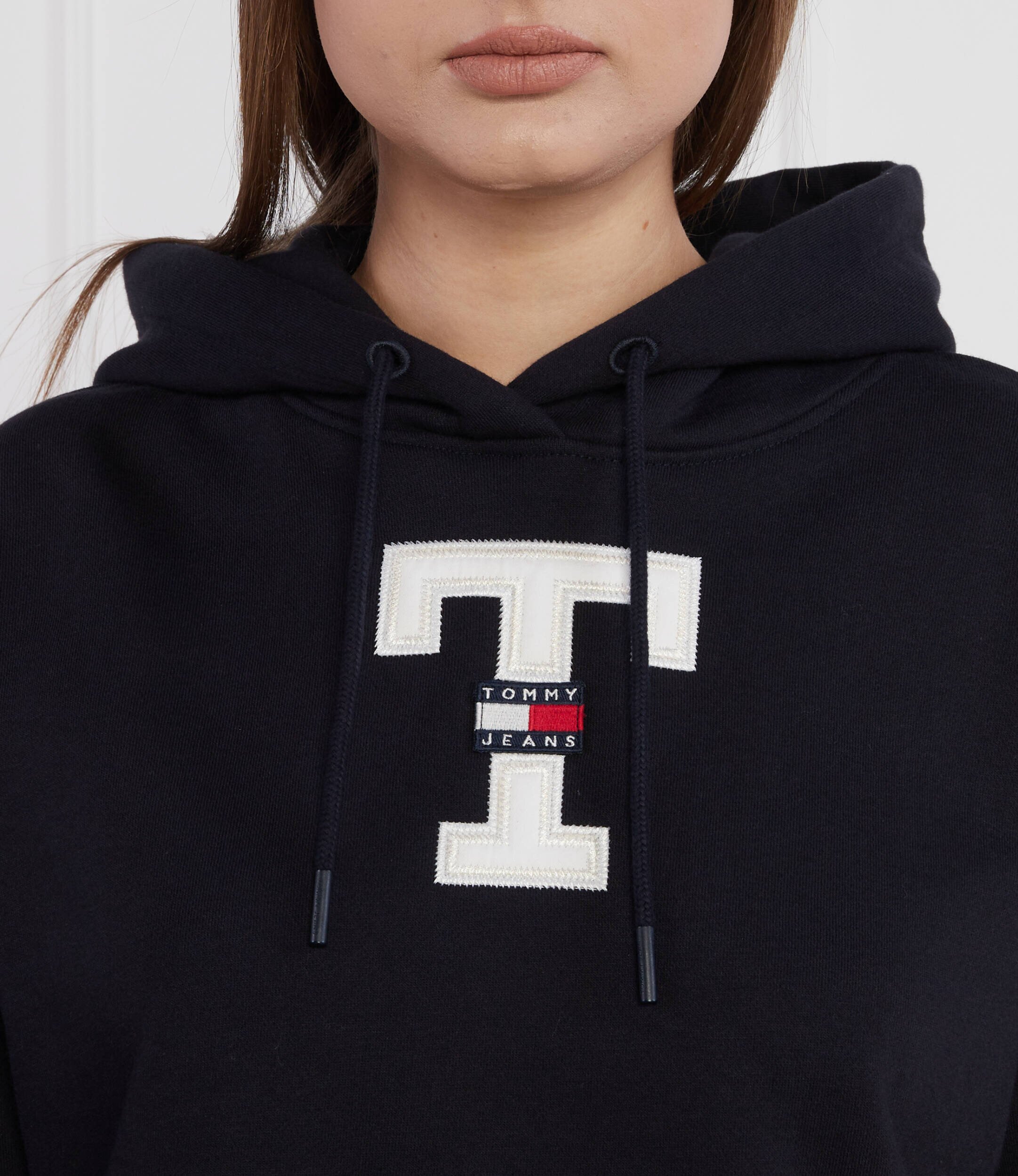 Tommy Jeans Hanorac TJW SP CRP LETTERMAN FLAG HOODIE | Cropped Fit