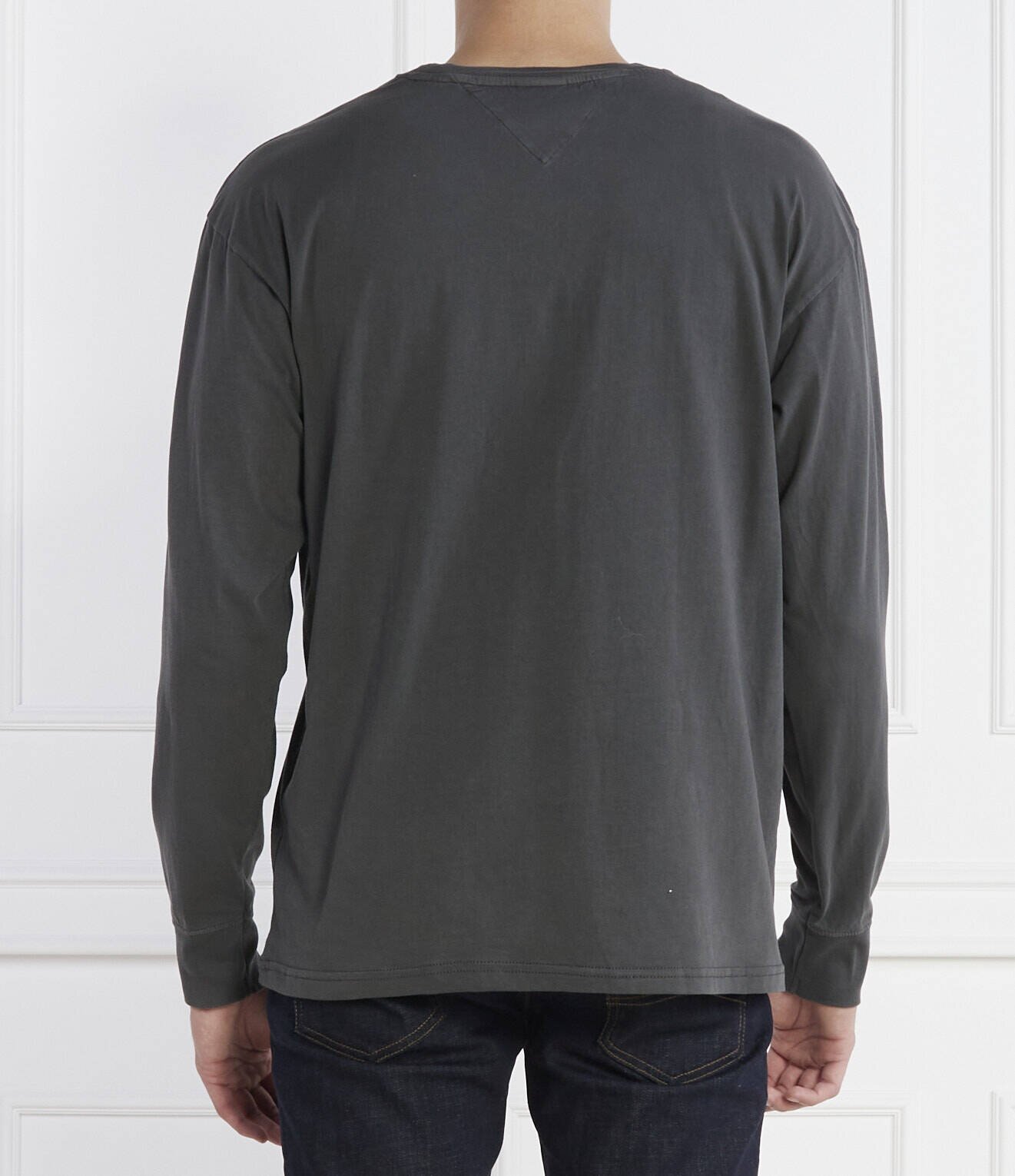 Tommy Jeans Longsleeve TJM L/S BURNING BADGE TEE | Regular Fit