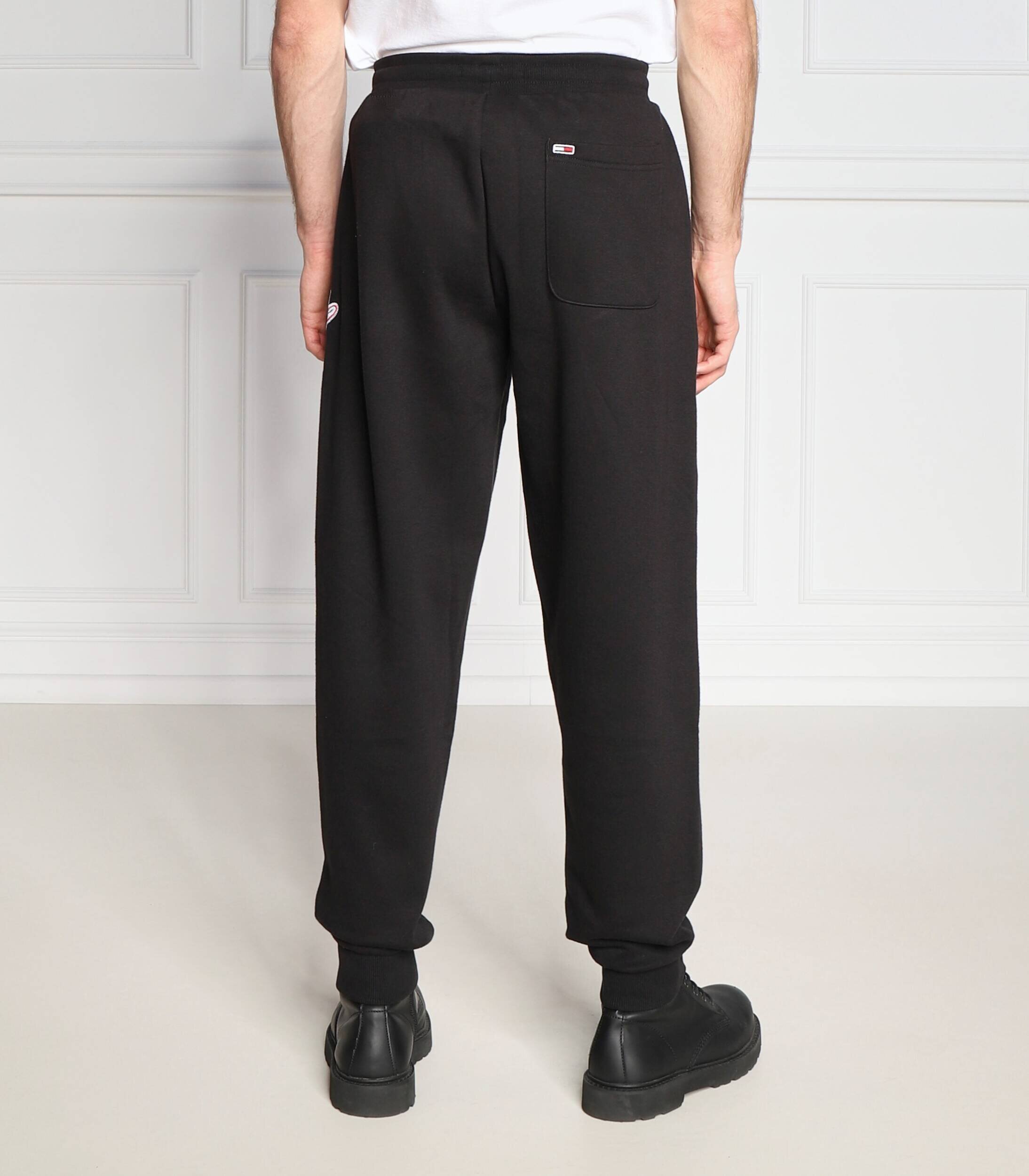 Tommy Jeans Pantaloni de trening COLLEGE 85 | Regular Fit