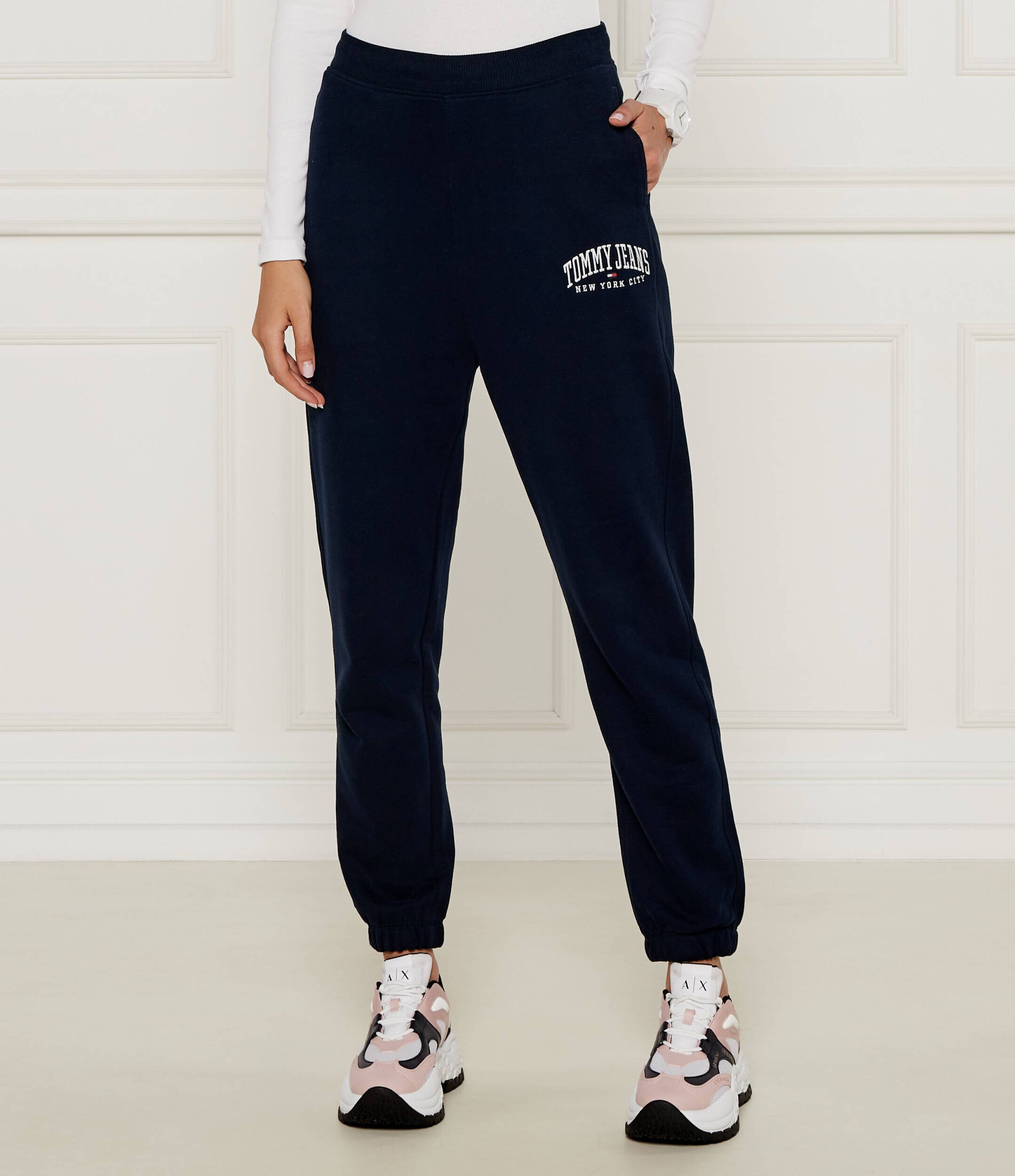 Tommy Jeans Pantaloni de trening RLX VARSITY | Regular Fit