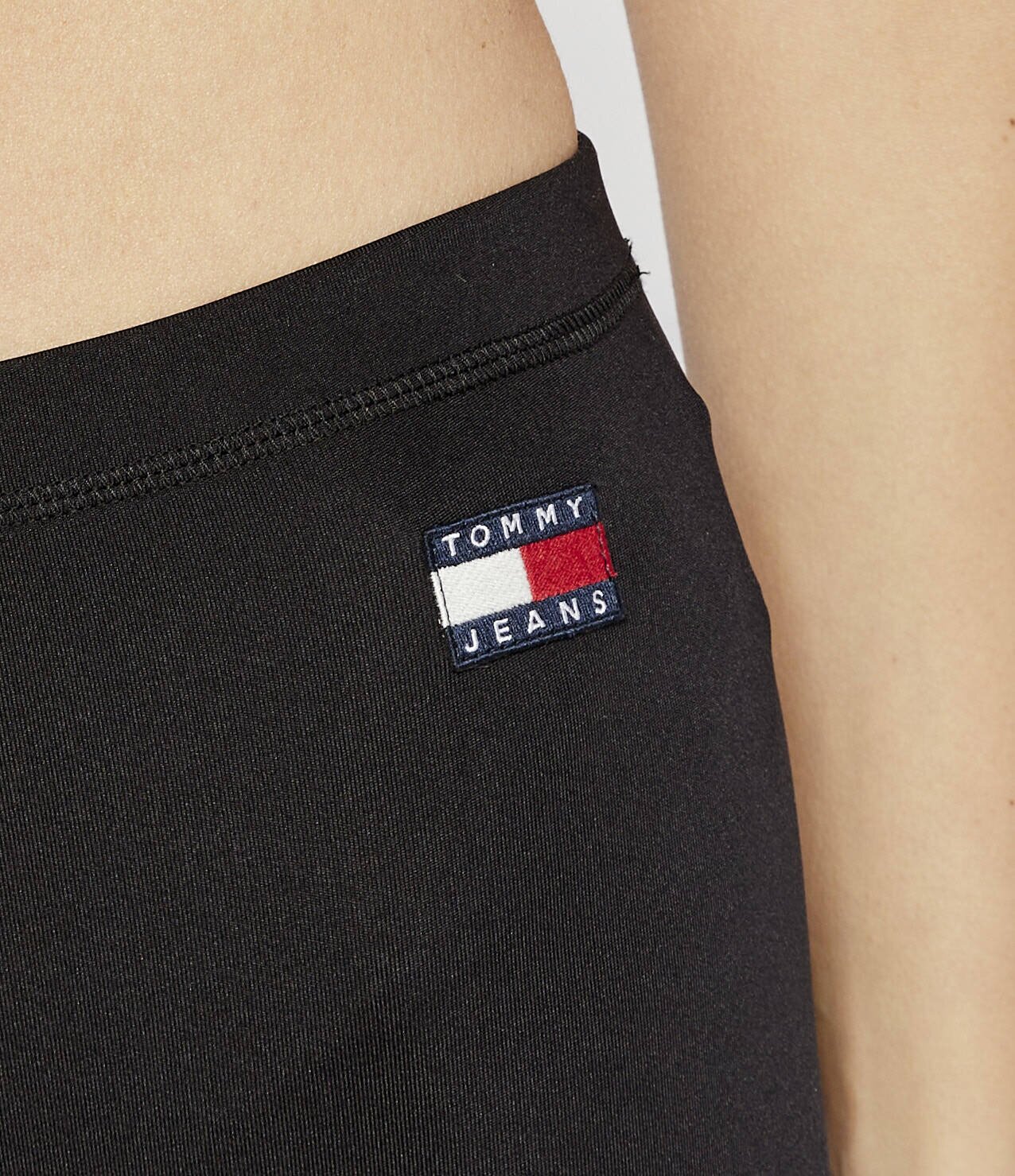 Tommy Jeans Pantaloni scurți biker Badge Cycle Ext | Slim Fit