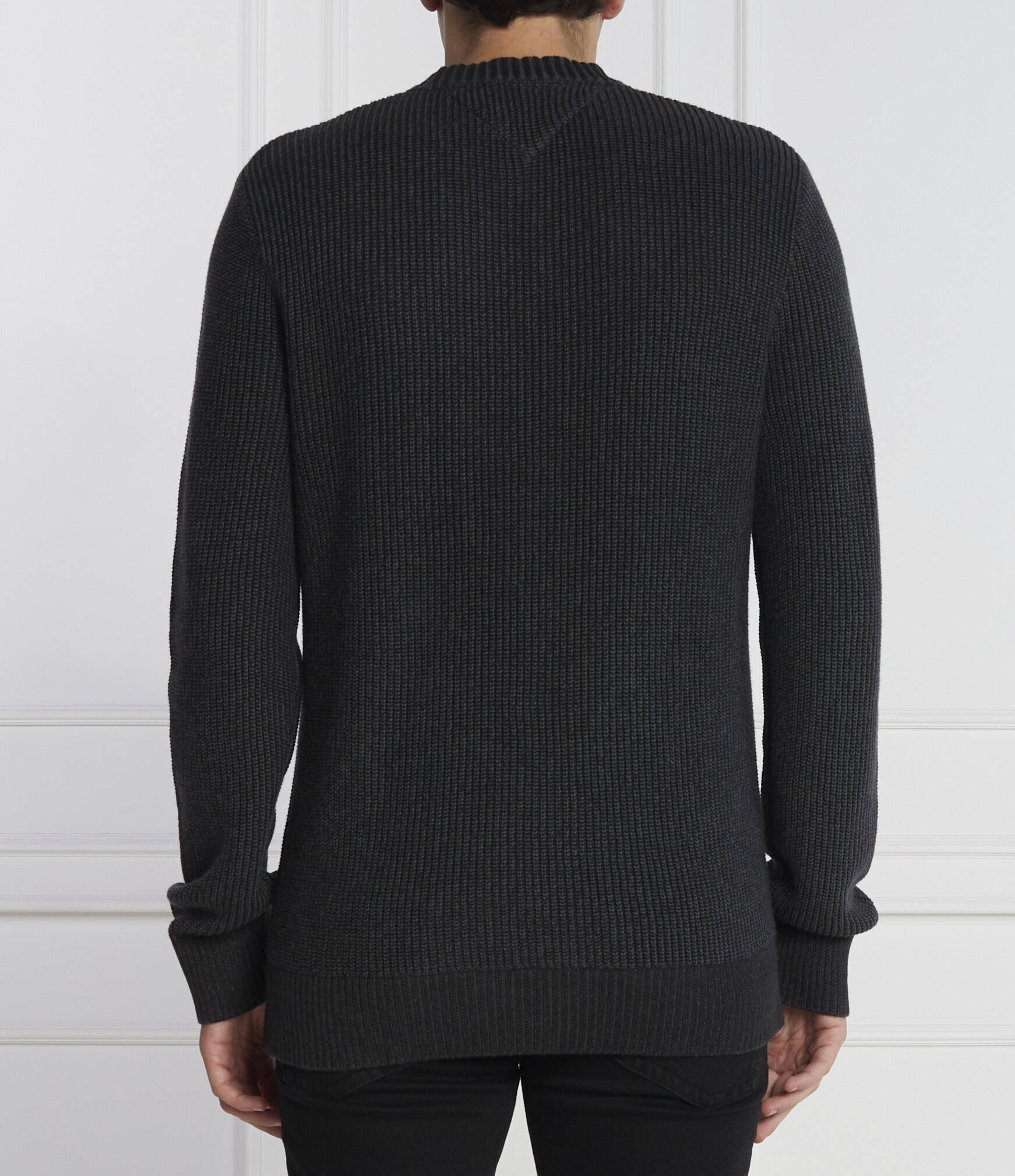 Tommy Jeans Pulover TONAL XS BADGE | Regular Fit