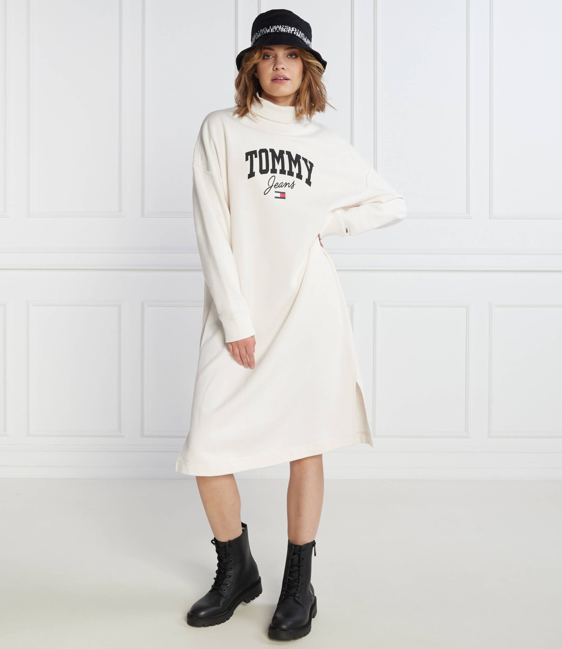 Tommy Jeans Rochie TJW NEW VARISTY