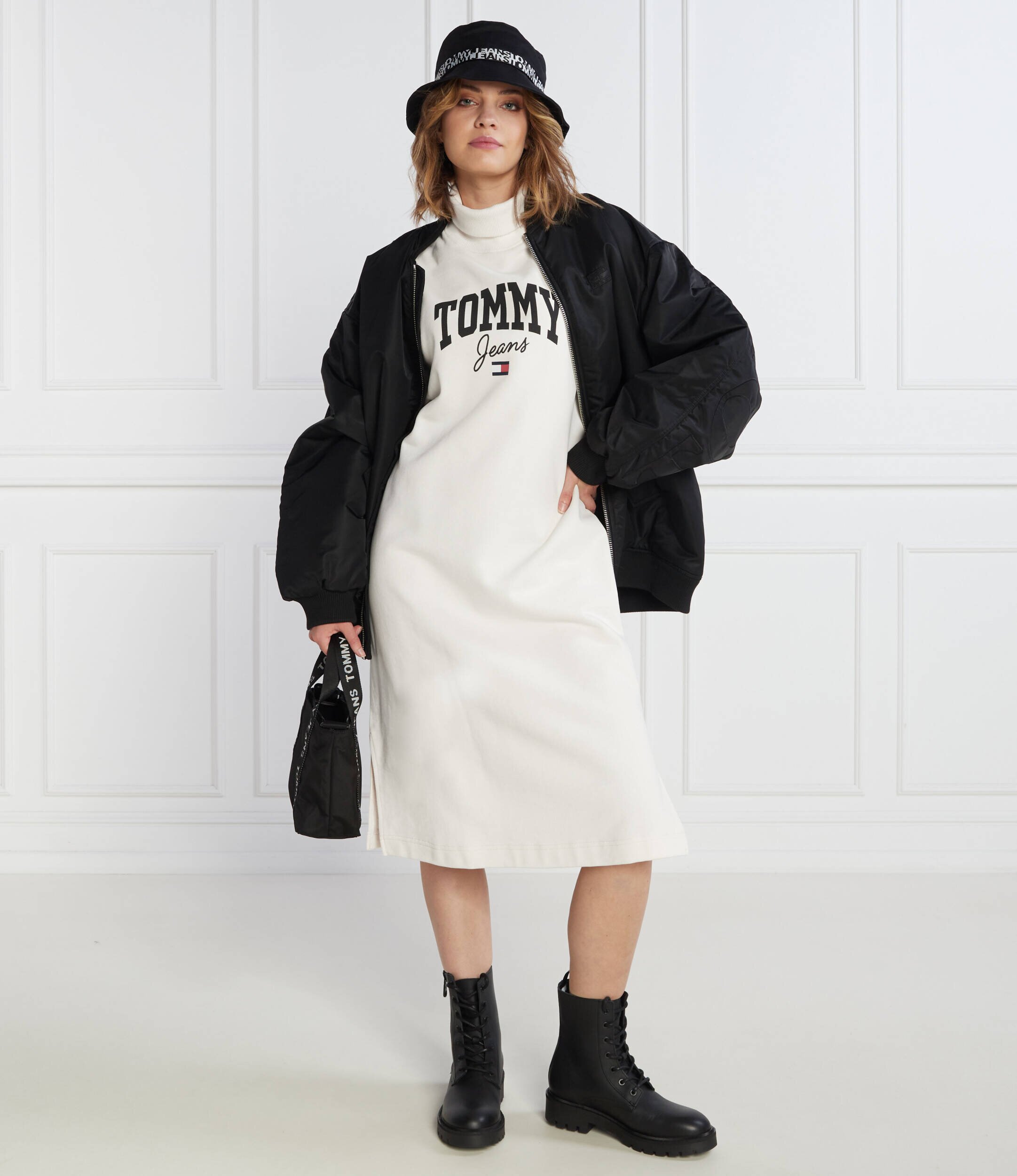Tommy Jeans Rochie TJW NEW VARISTY