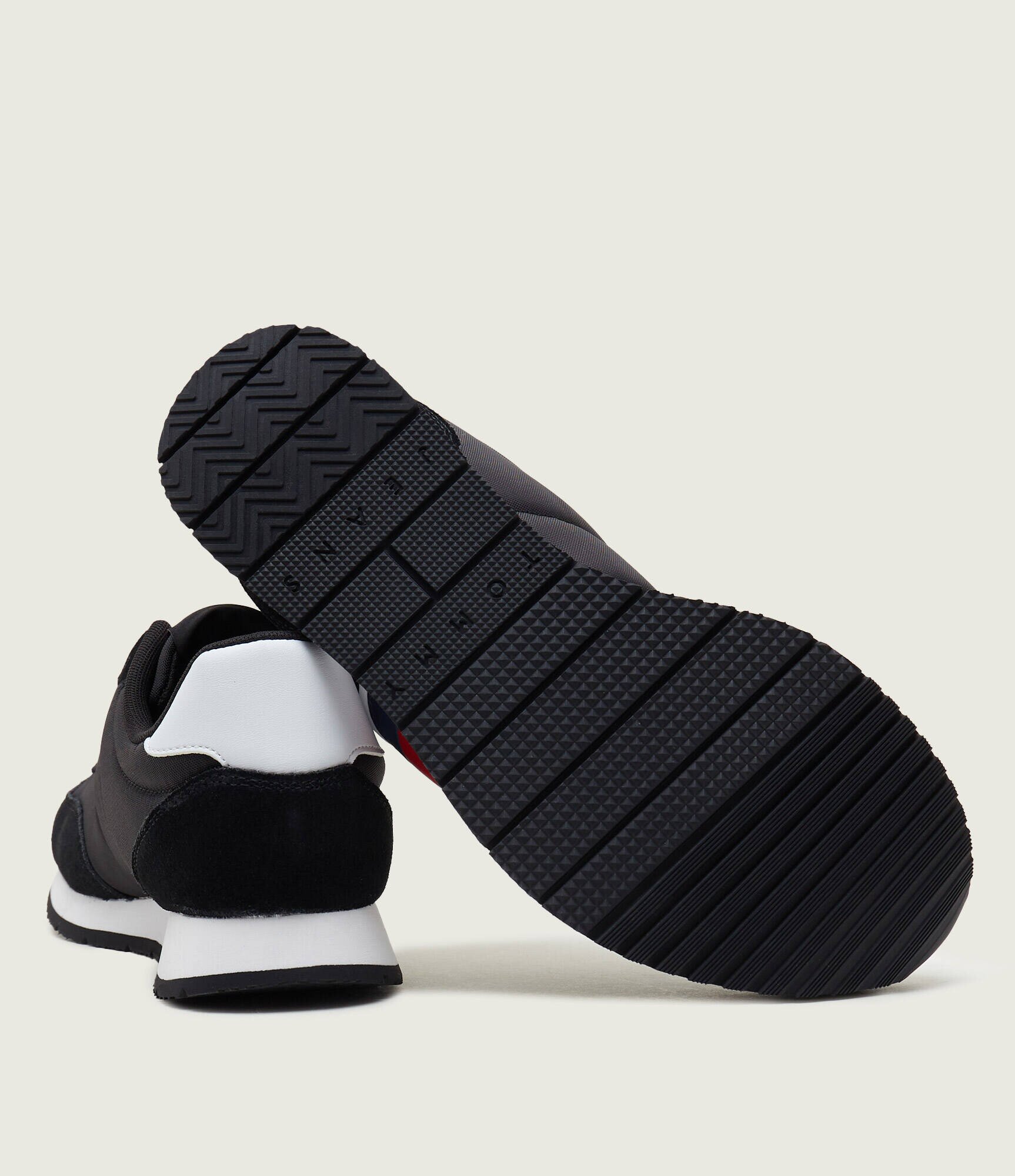 Tommy Jeans Sneakers TJM RUNNER CASUAL ESS cu adaos de piele
