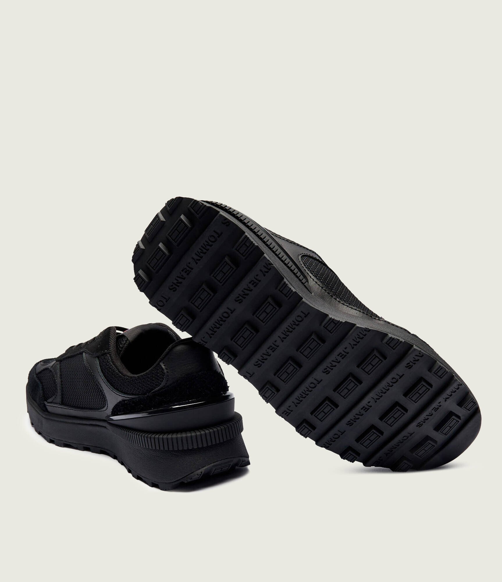 Tommy Jeans Sneakers TJM TECHNICAL RUNNER ESS cu adaos de piele