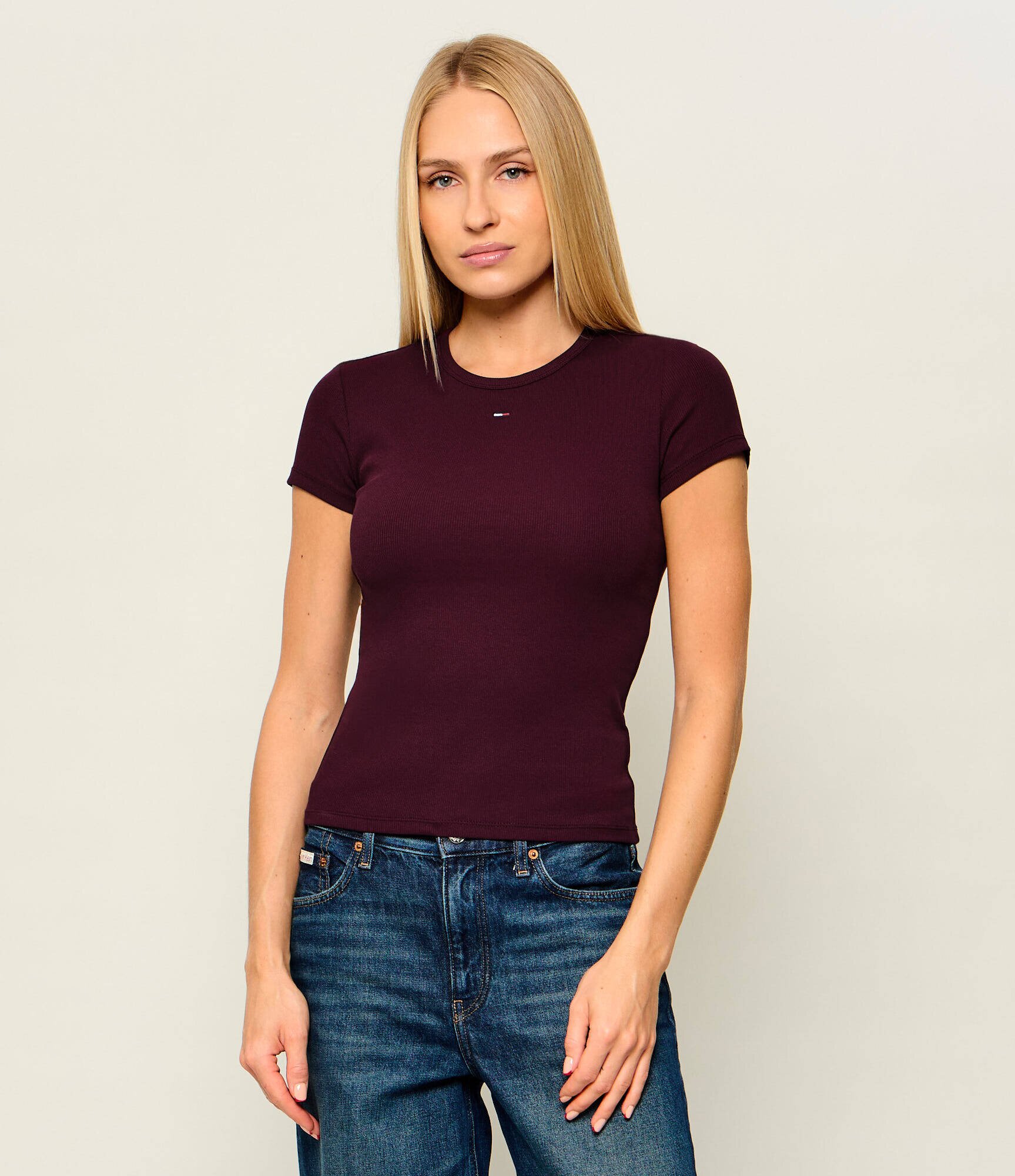 Tommy Jeans Tricou Essential | Slim Fit
