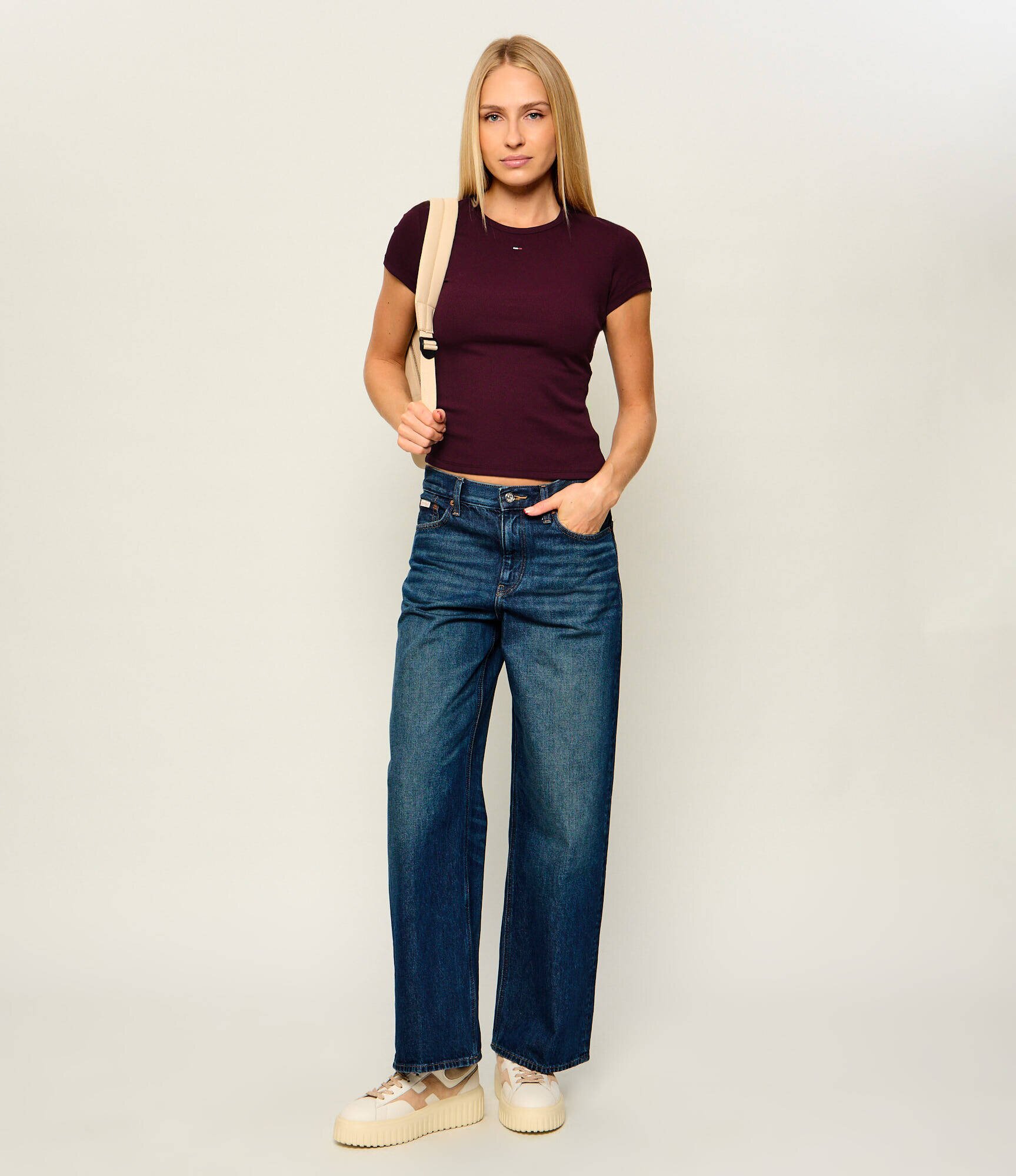 Tommy Jeans Tricou Essential | Slim Fit