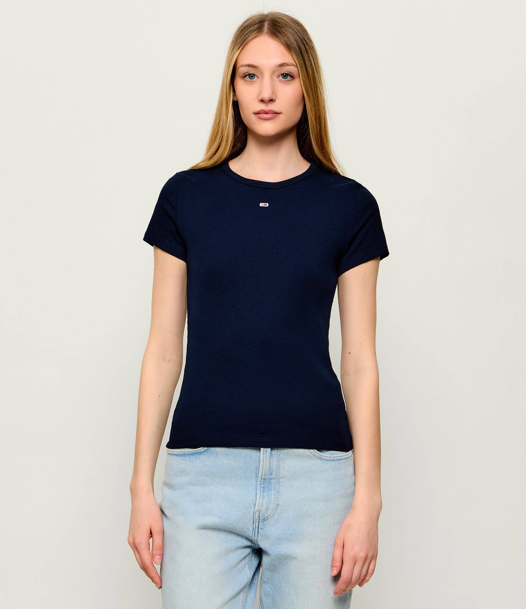 Tommy Jeans Tricou ESSENTIAL | Slim Fit