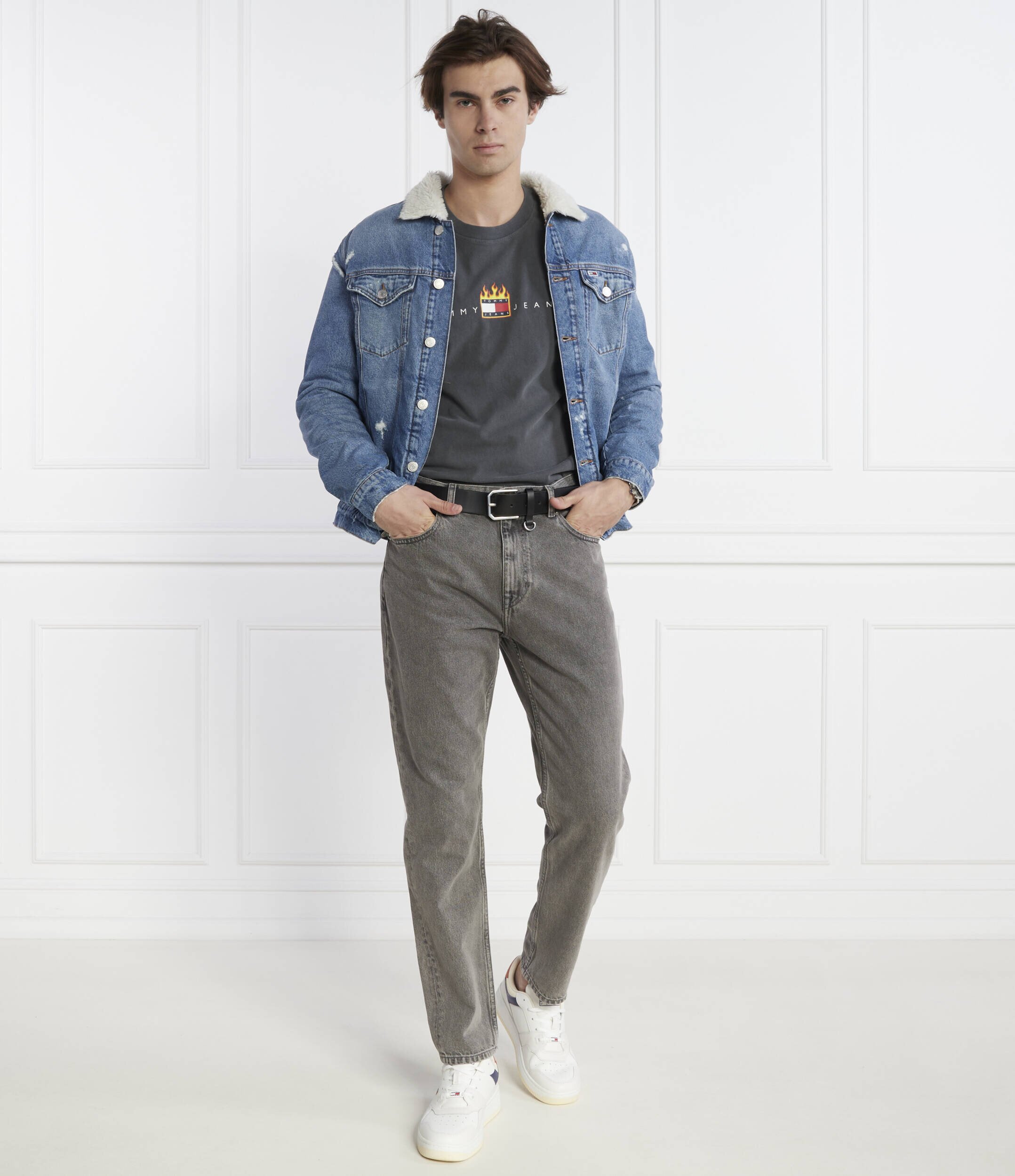 Tommy Jeans Tricou LINEAR FIRE FLAG | Relaxed fit