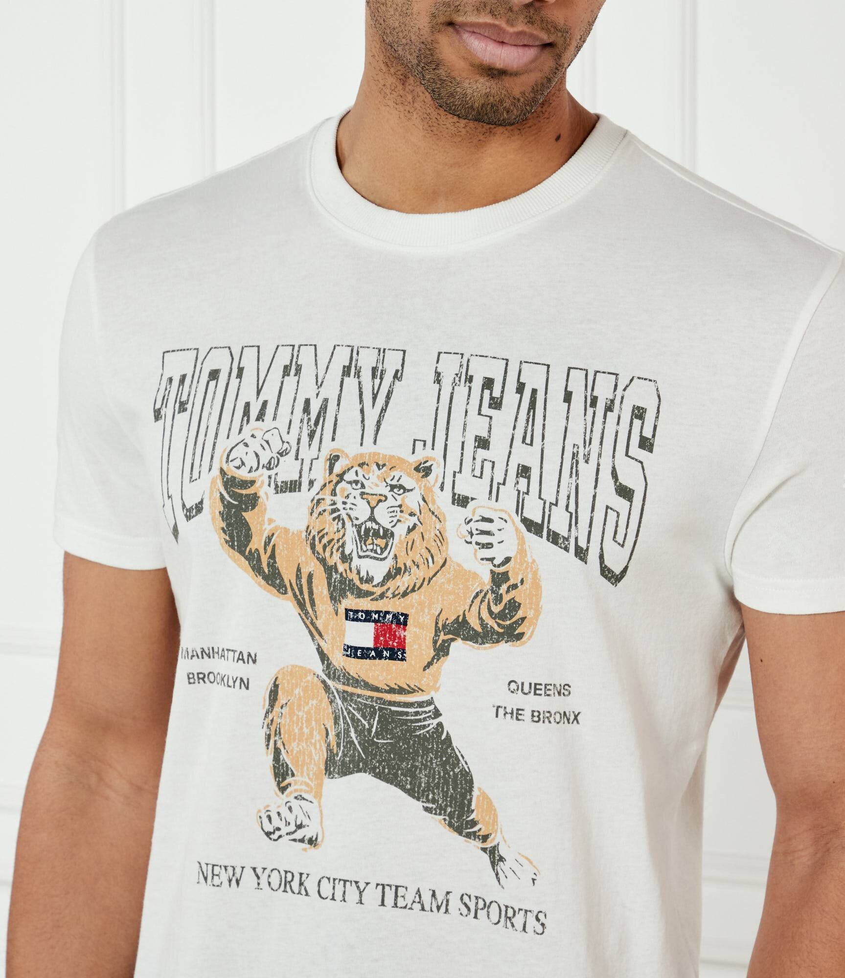 Tommy Jeans Tricou | Regular Fit
