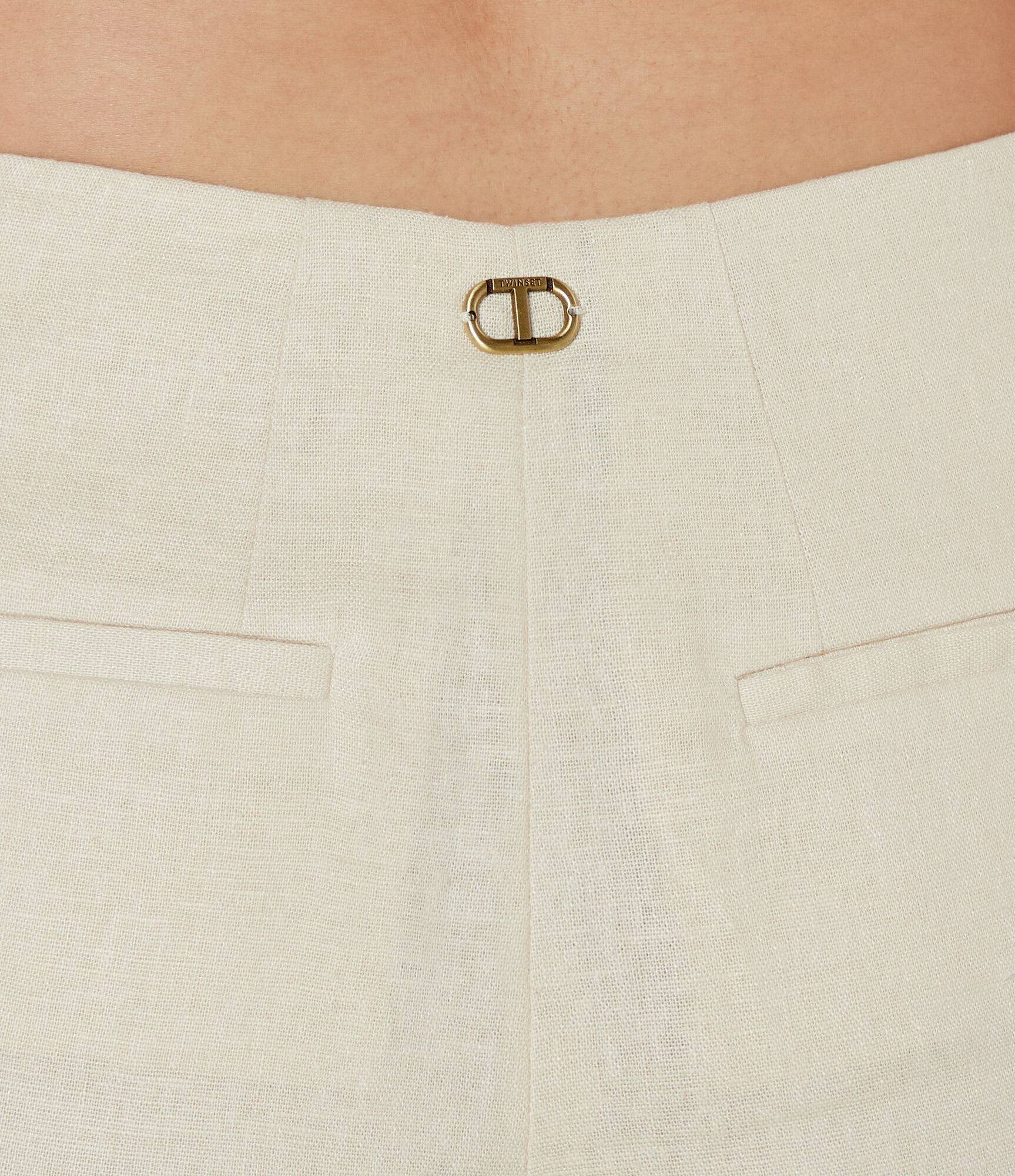 TWINSET De in pantaloni scurți | Regular Fit | high waist