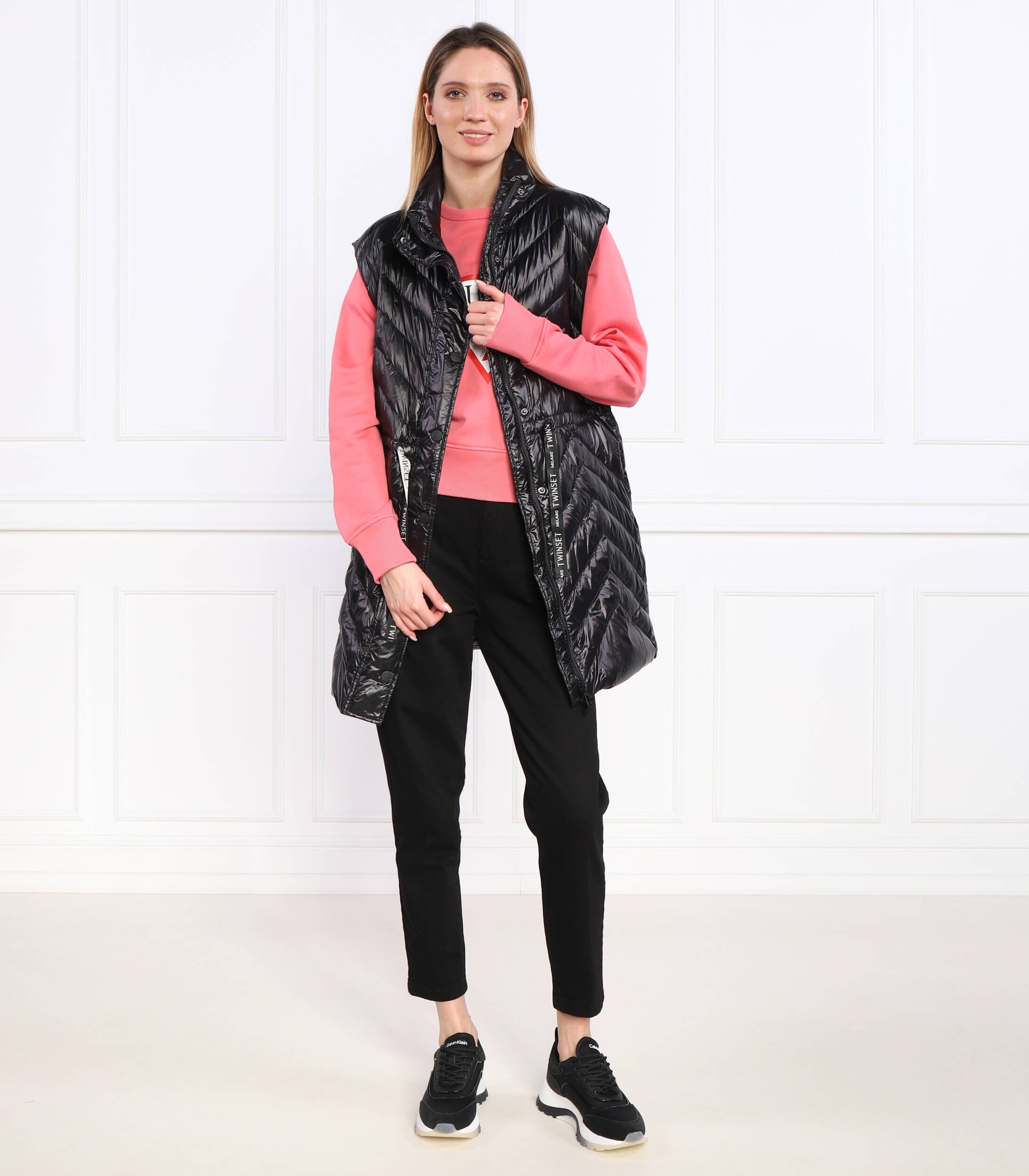 TWINSET De puf vestă | Regular Fit