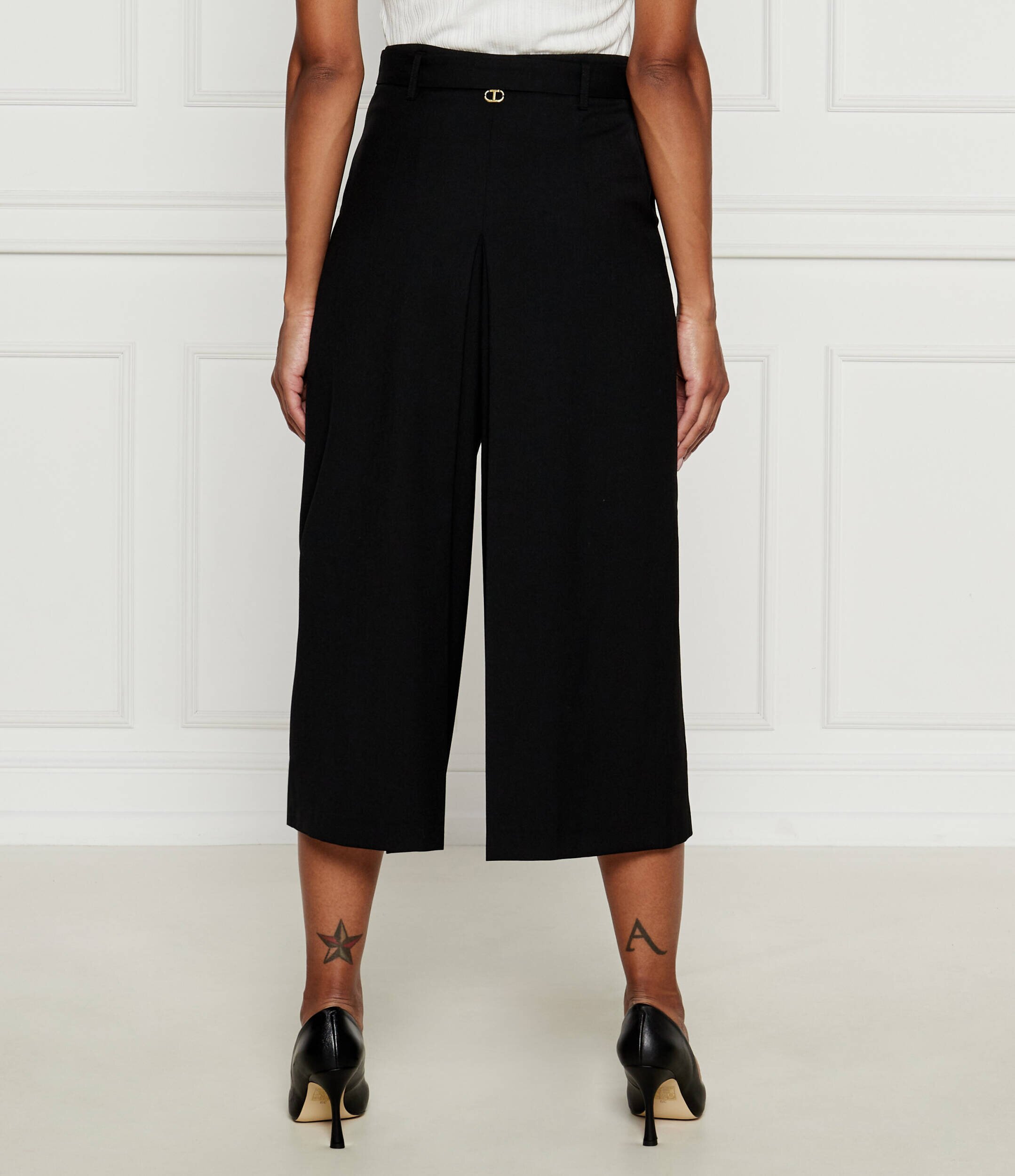 TWINSET Pantaloni | Loose fit cu adaos de lână