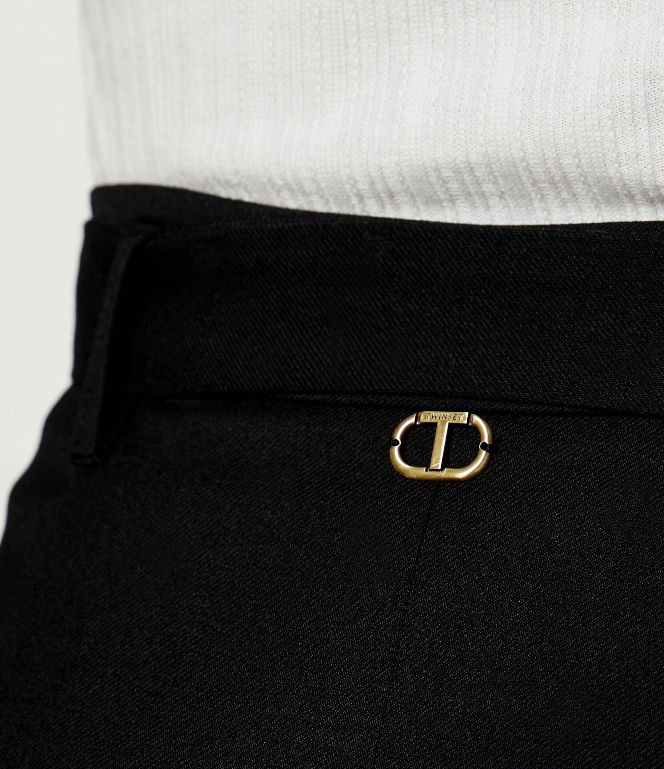 TWINSET Pantaloni | Loose fit cu adaos de lână