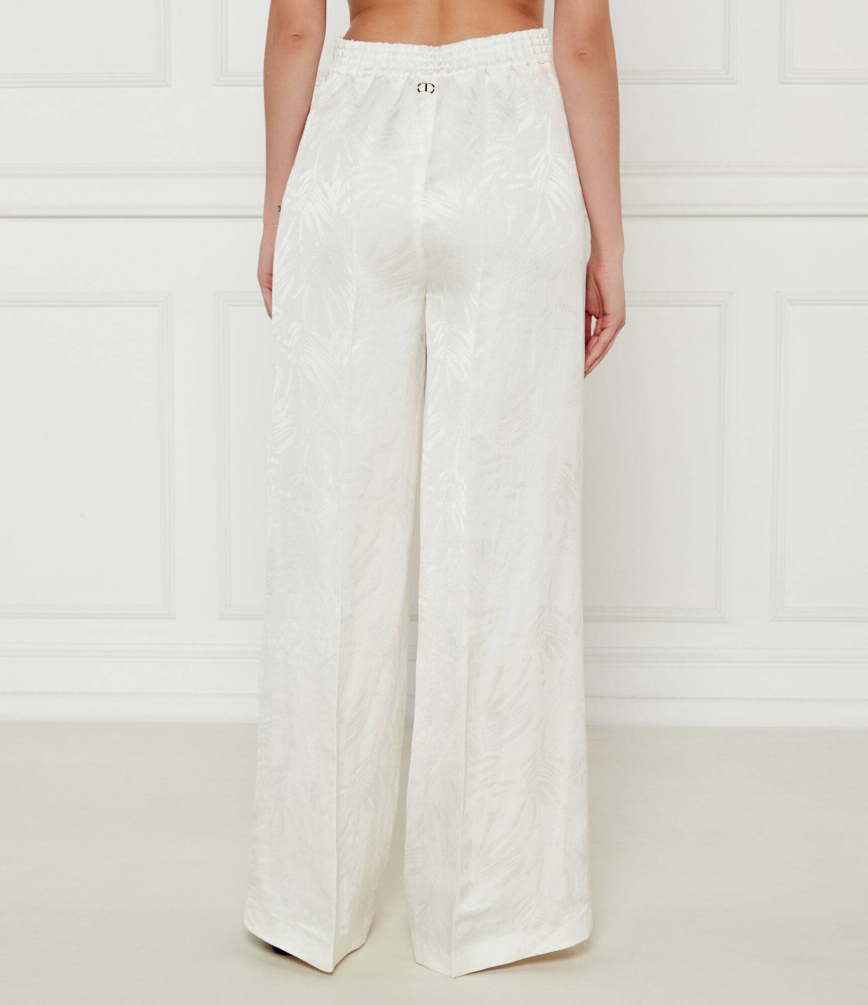 TWINSET Pantaloni | Relaxed fit | cu adaos de in