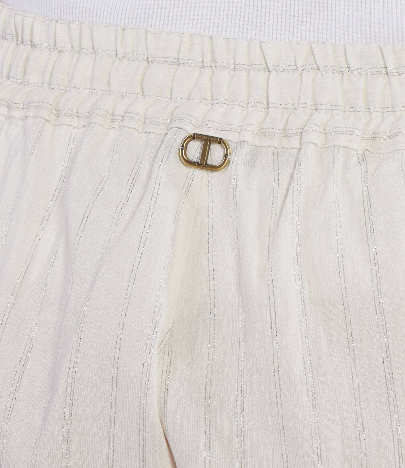 TWINSET Pantaloni scurți | Loose fit | cu adaos de in
