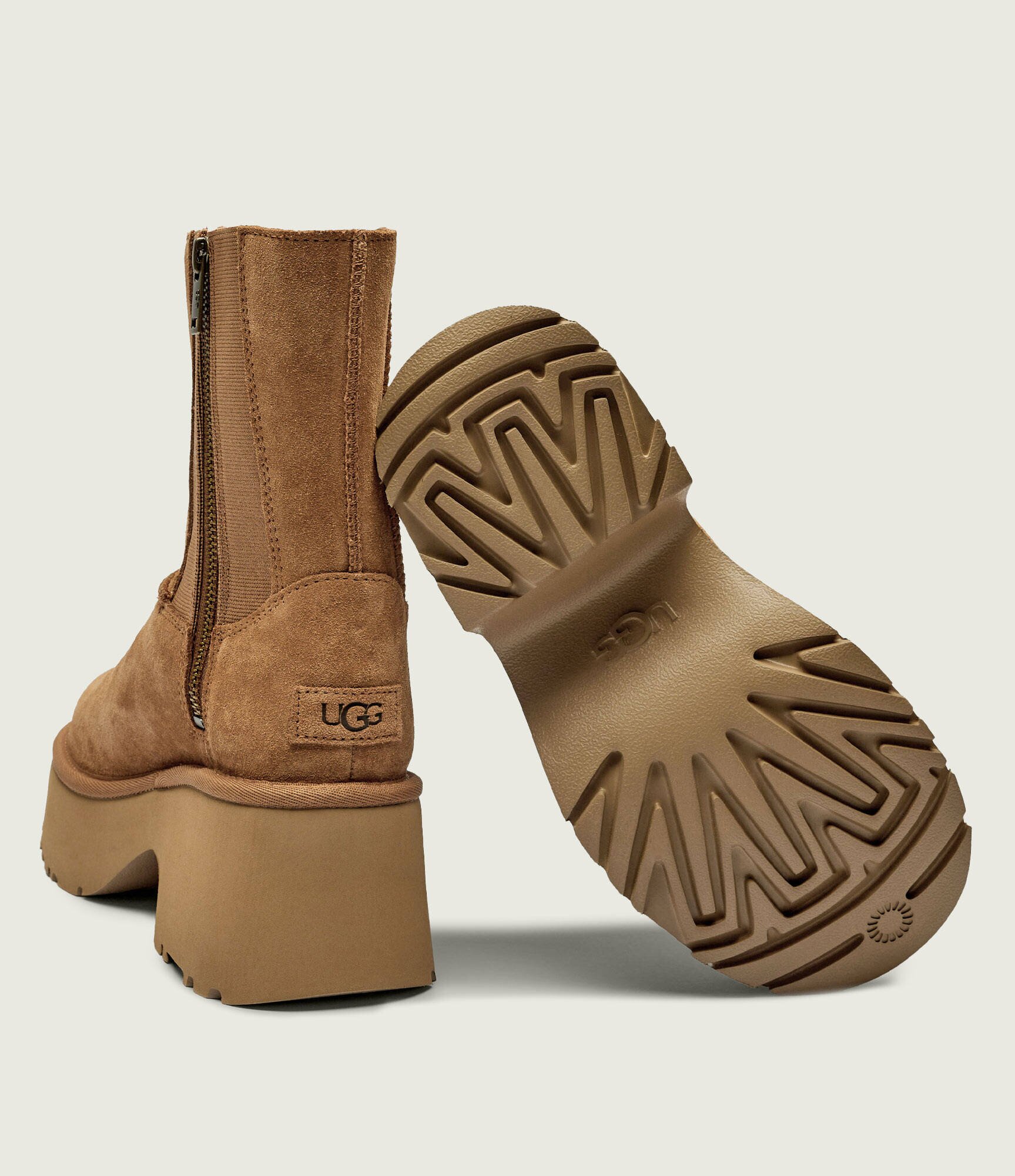 UGG Bocanci Classic Twin New Heights | piele întoarsă