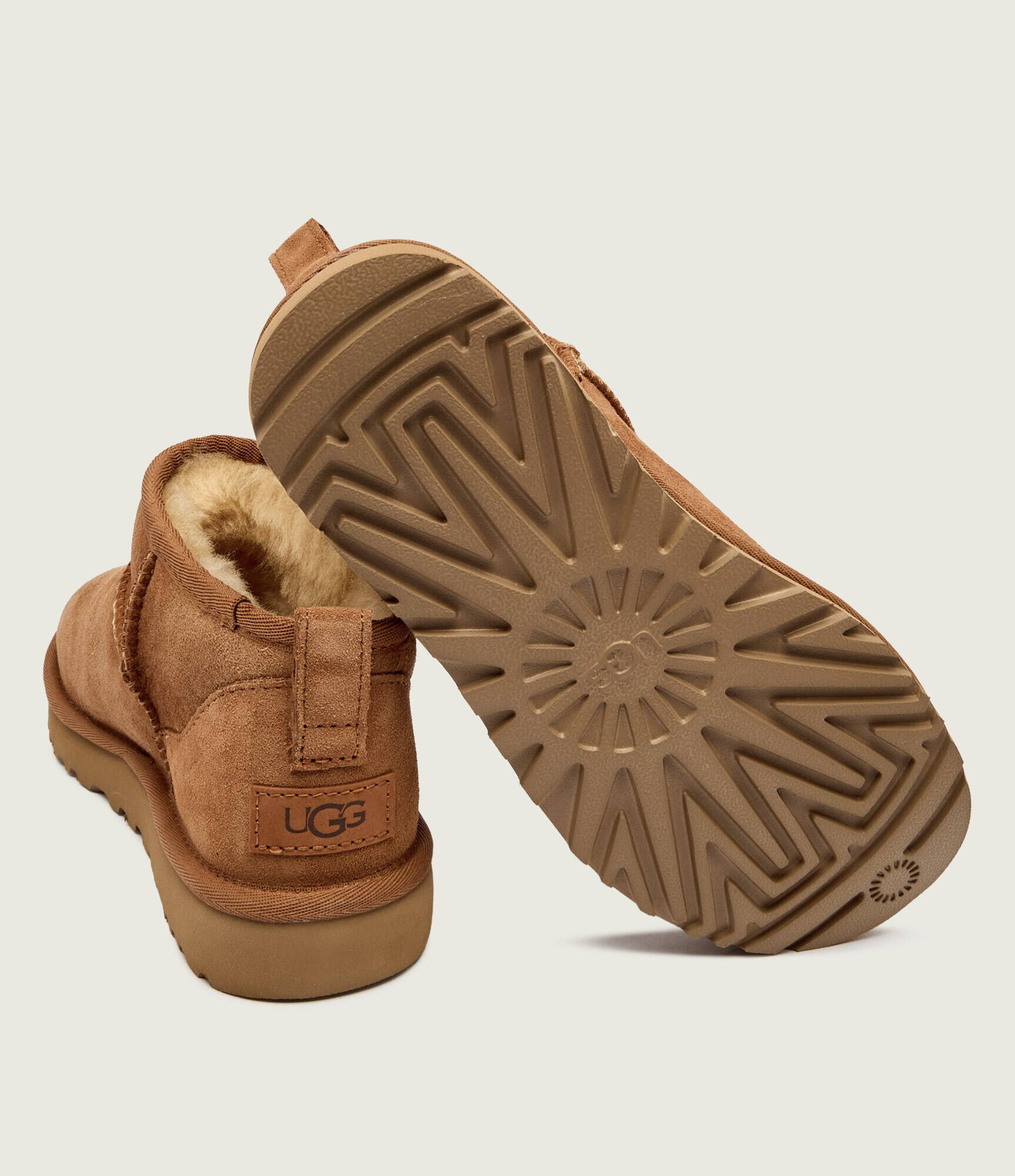 UGG Bocanci CLASSIC ULTRA MINI | piele întoarsă