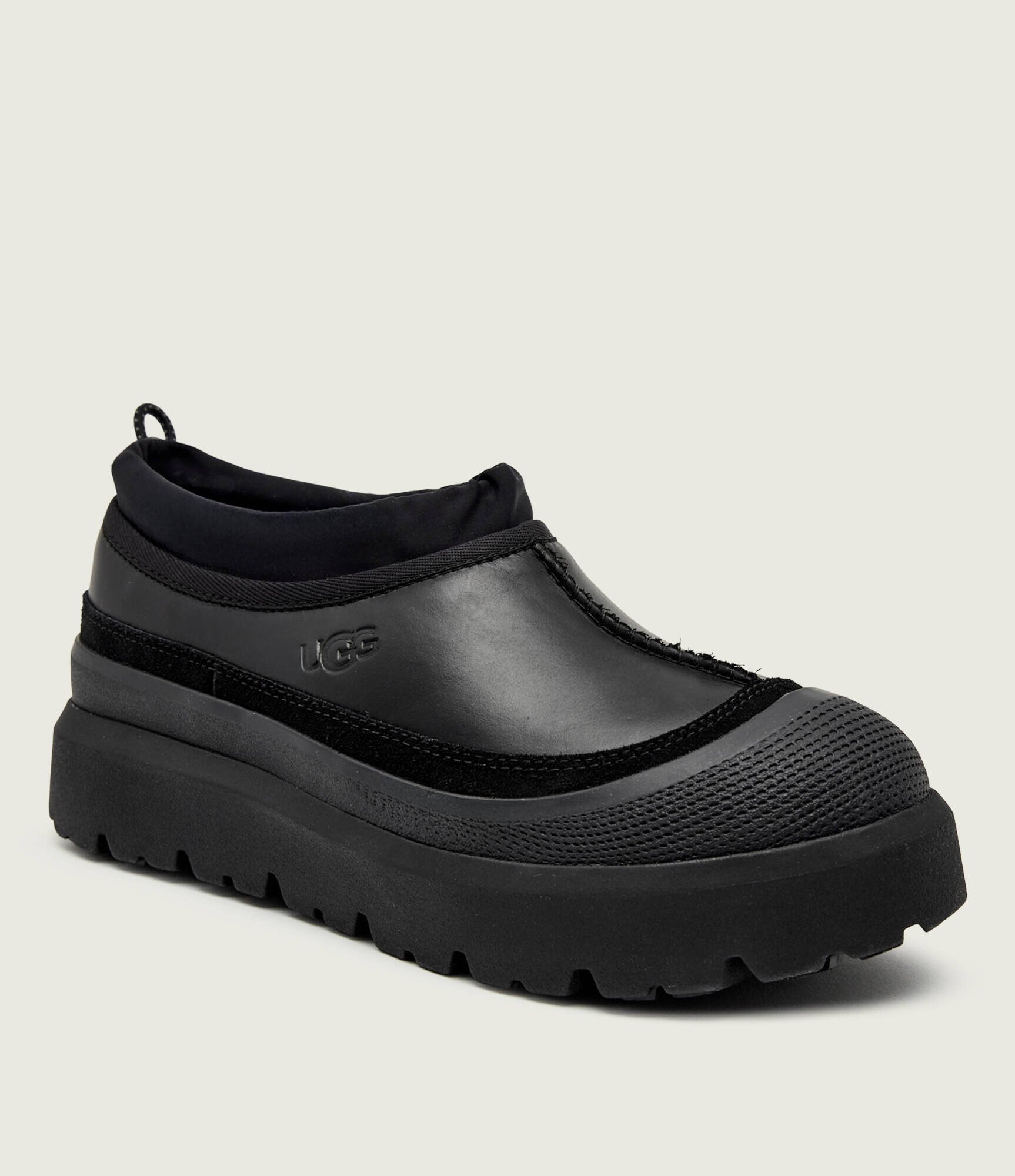 UGG Bocanci M TASMAN cu adaos de piele