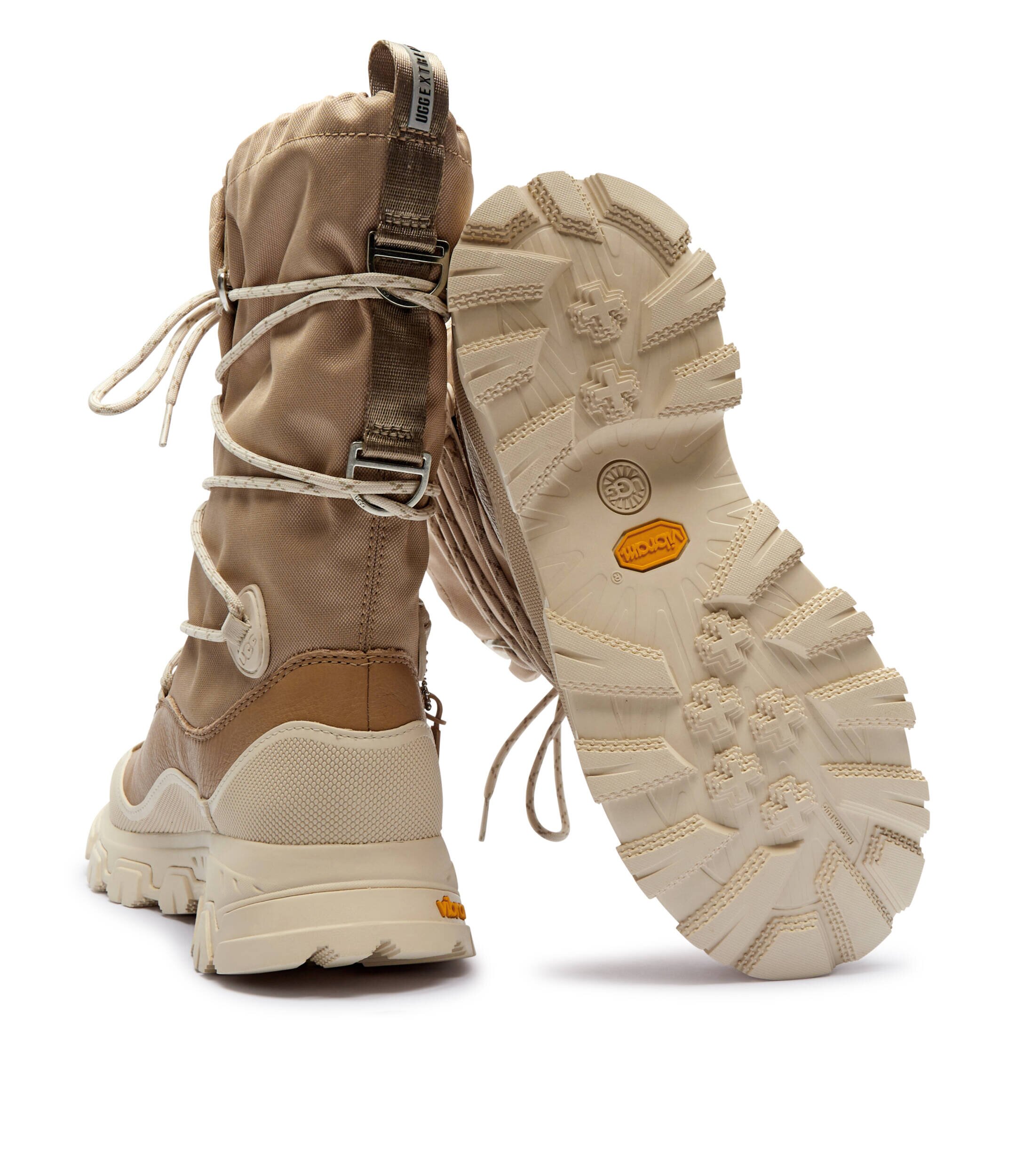 UGG Bocanci Metropeak cu adaos de piele