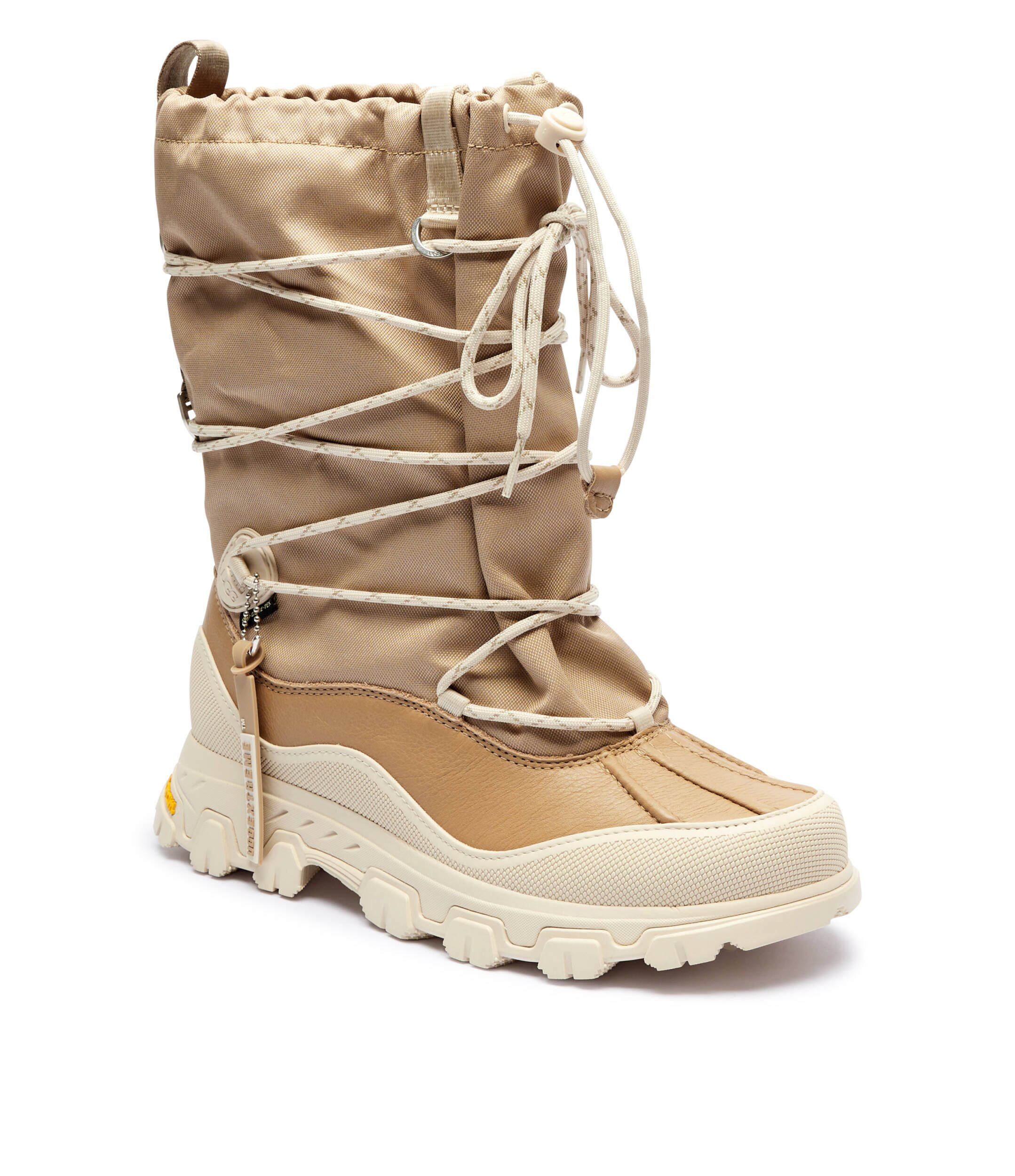 UGG Bocanci Metropeak cu adaos de piele