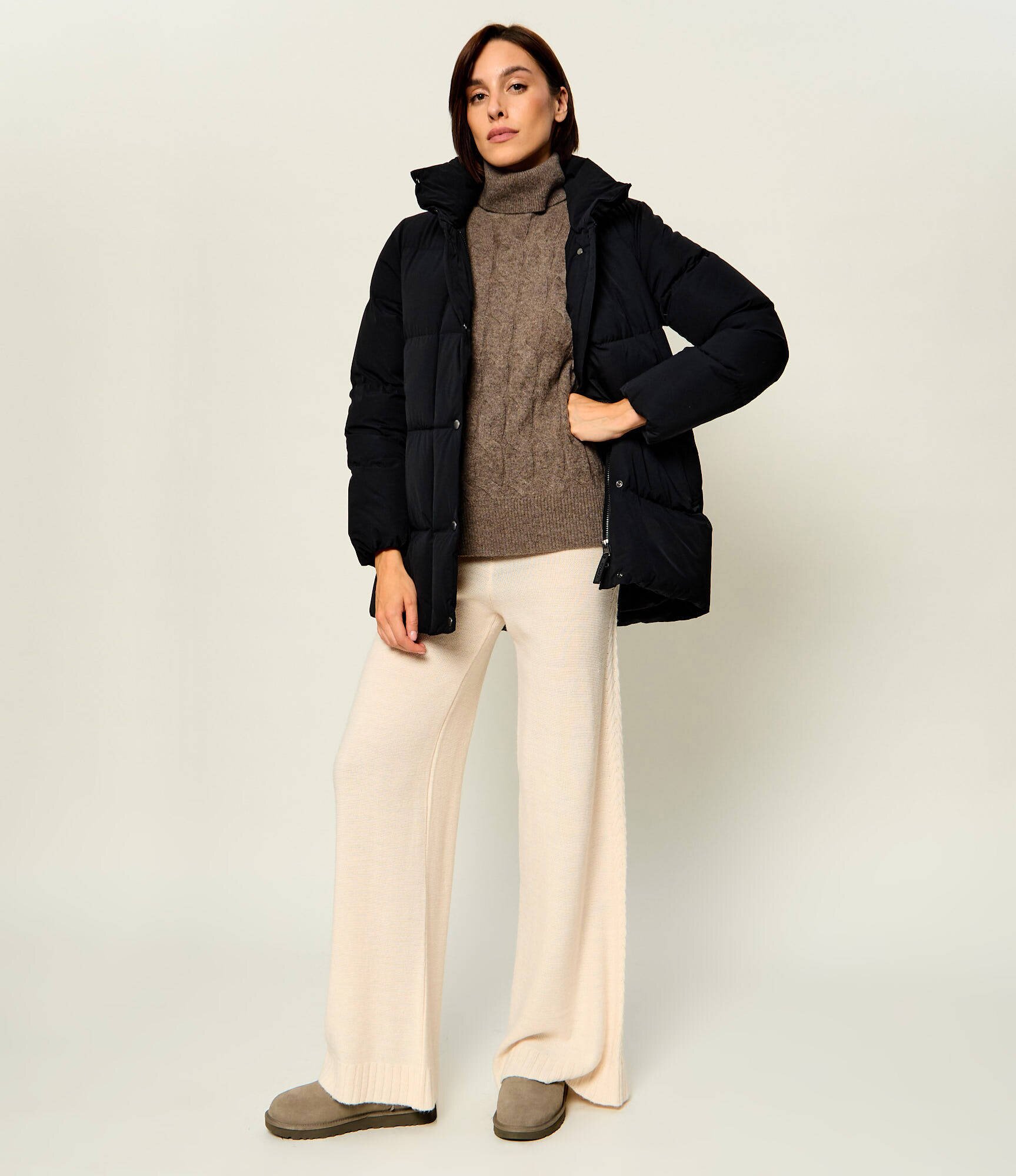UGG Bocanci W Classic Micro | piele întoarsă | lână
