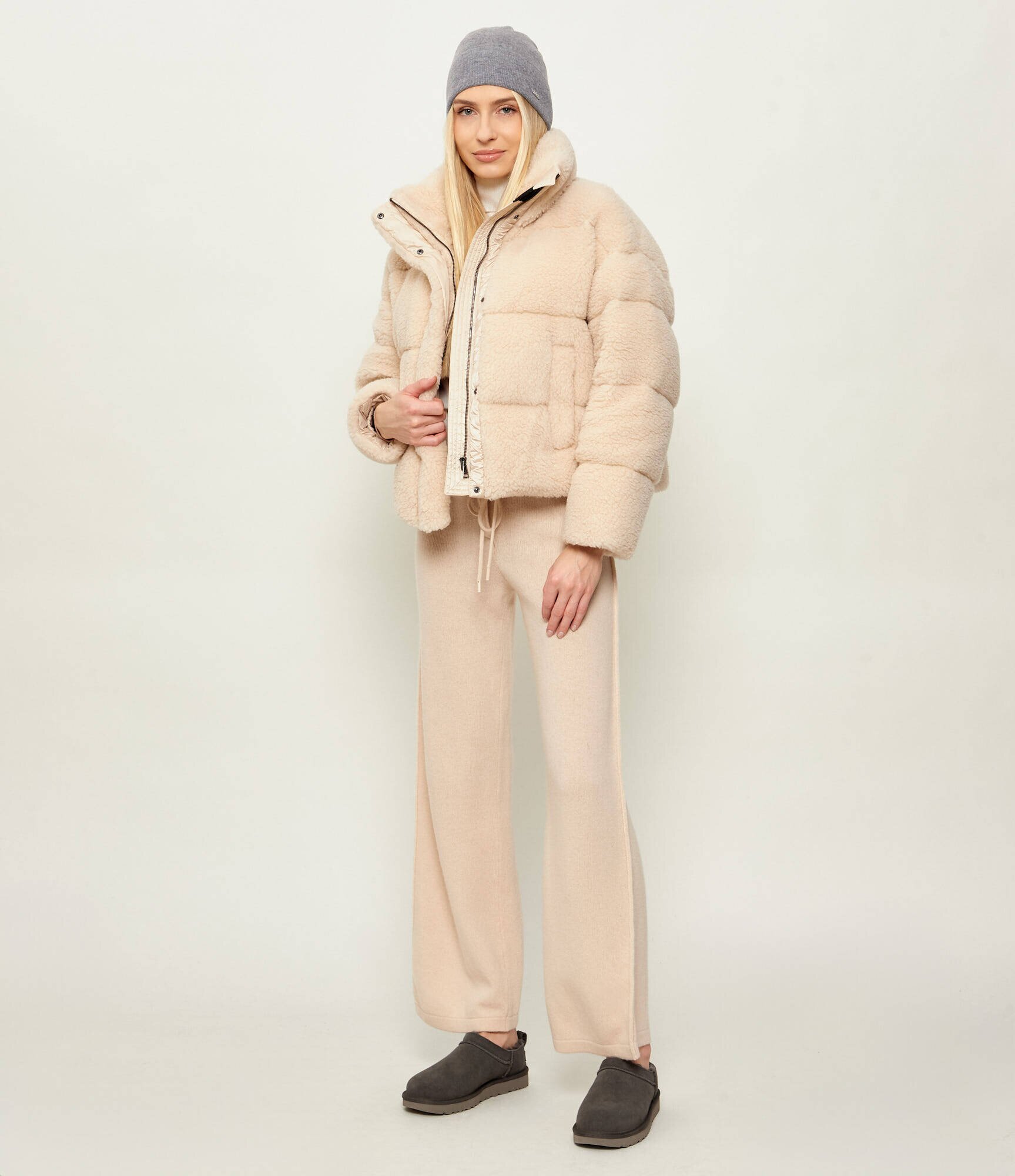 UGG Bocanci W CLASSIC MICRO | piele întoarsă (zamsz) | cu adaos de lână