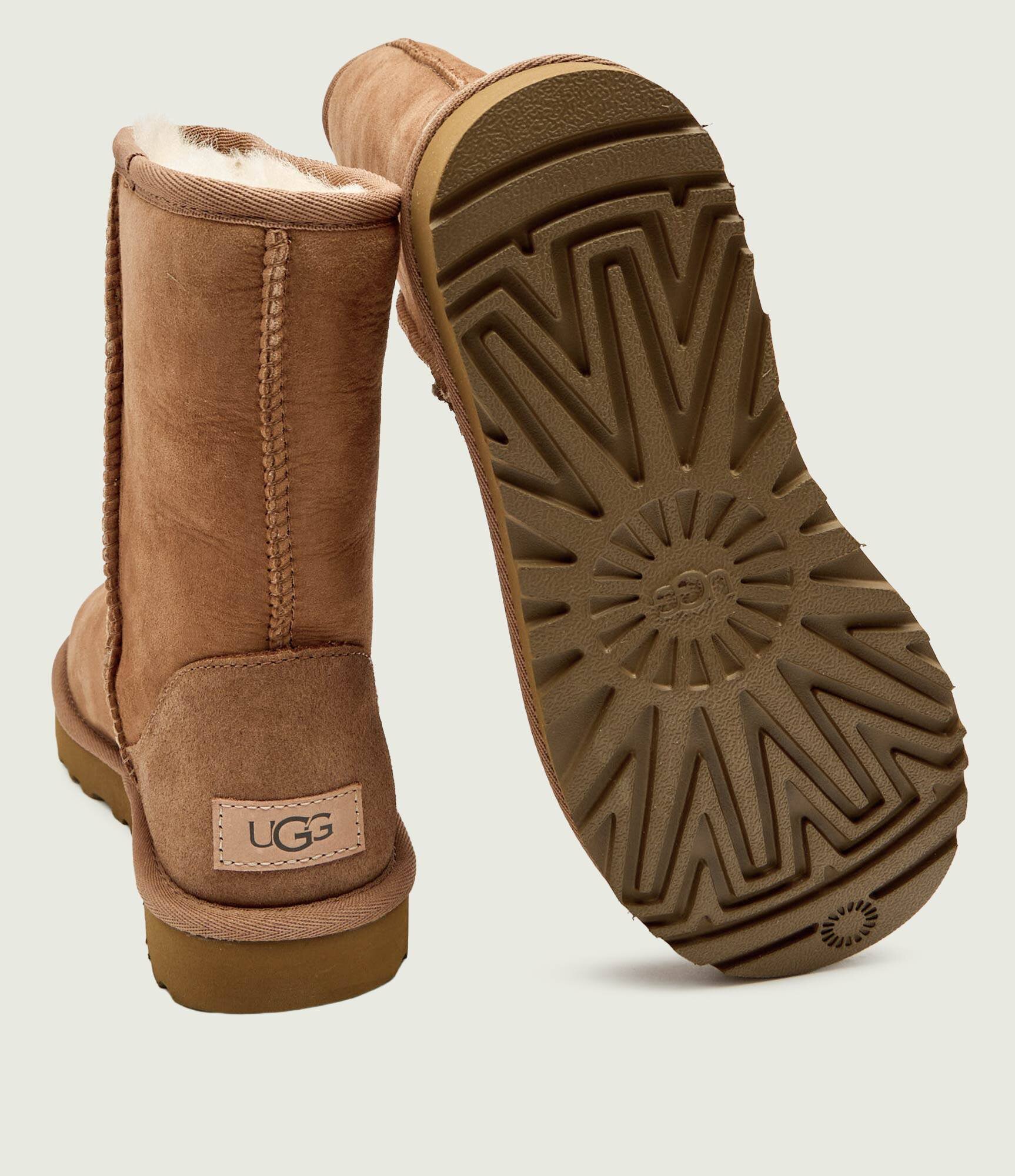 UGG Bocanci W Classic Short II | piele întoarsă