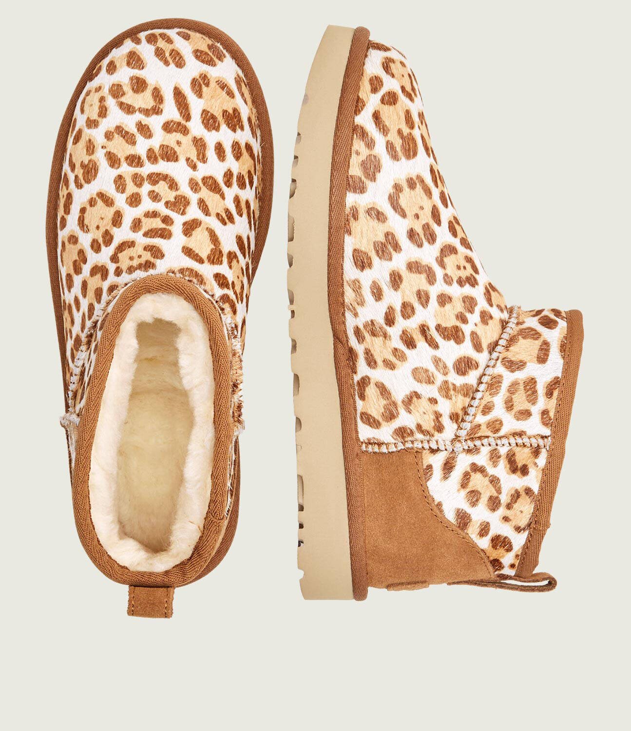UGG Bocanci W CLASSIC ULTRA MINI PLAINS | piele întoarsă (zamsz) | cu adaos de lână