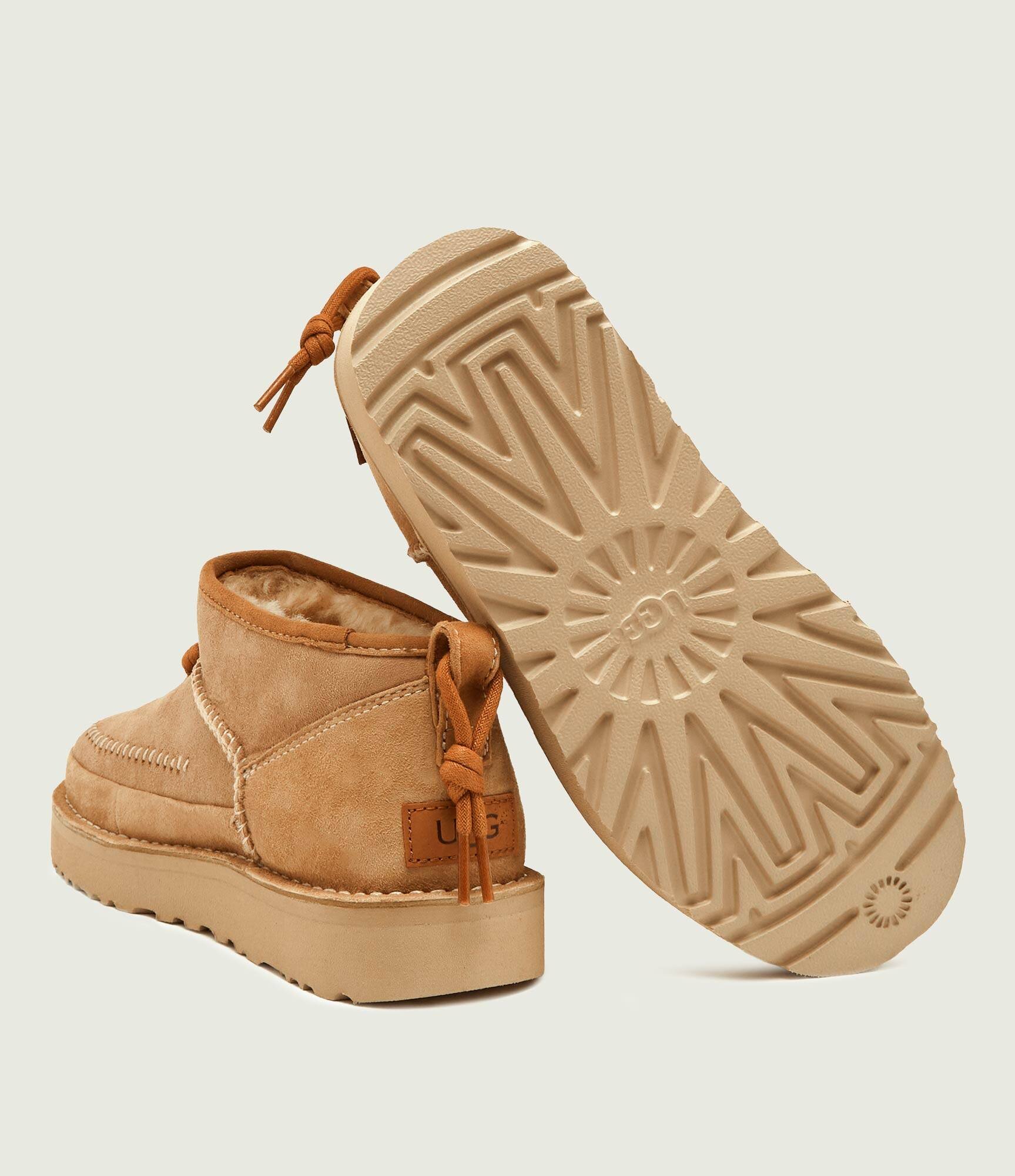 UGG Bocanci W ULTRA MINI CRAFTED REGENERATE | lână | piele întoarsă