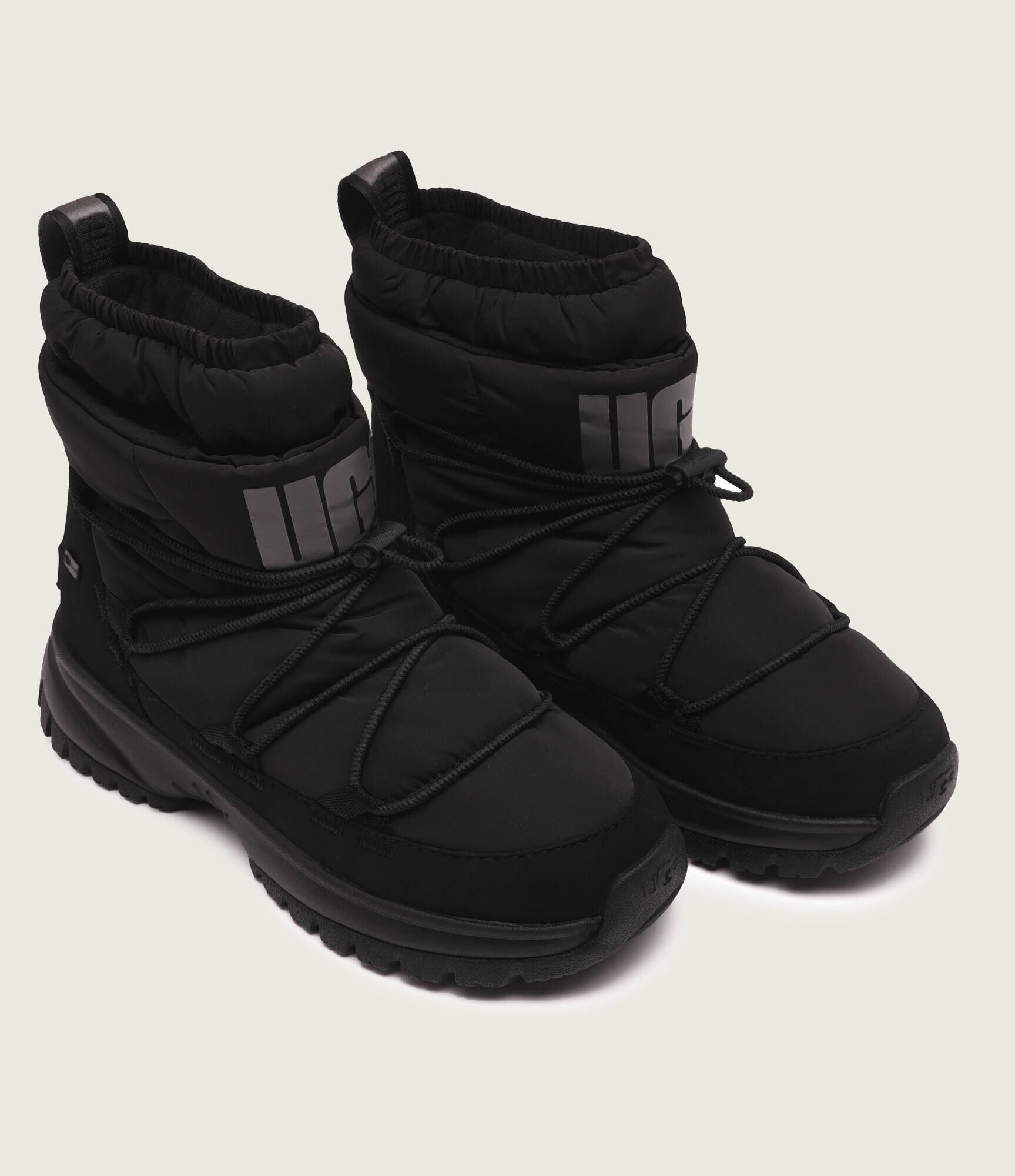 UGG Bocanci Yose Puffer Mid | lână