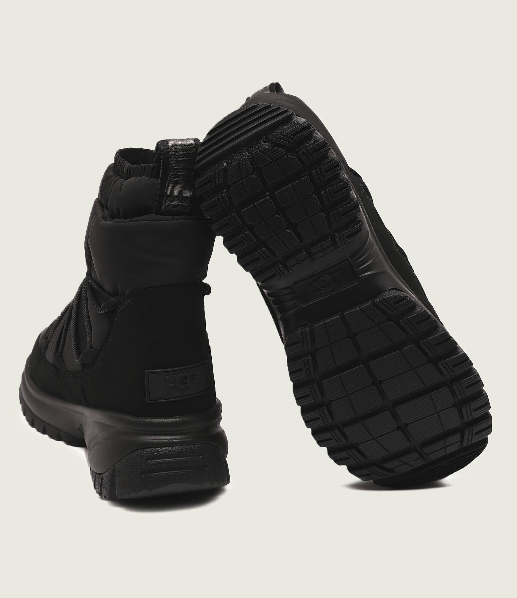 UGG Bocanci Yose Puffer Mid | lână