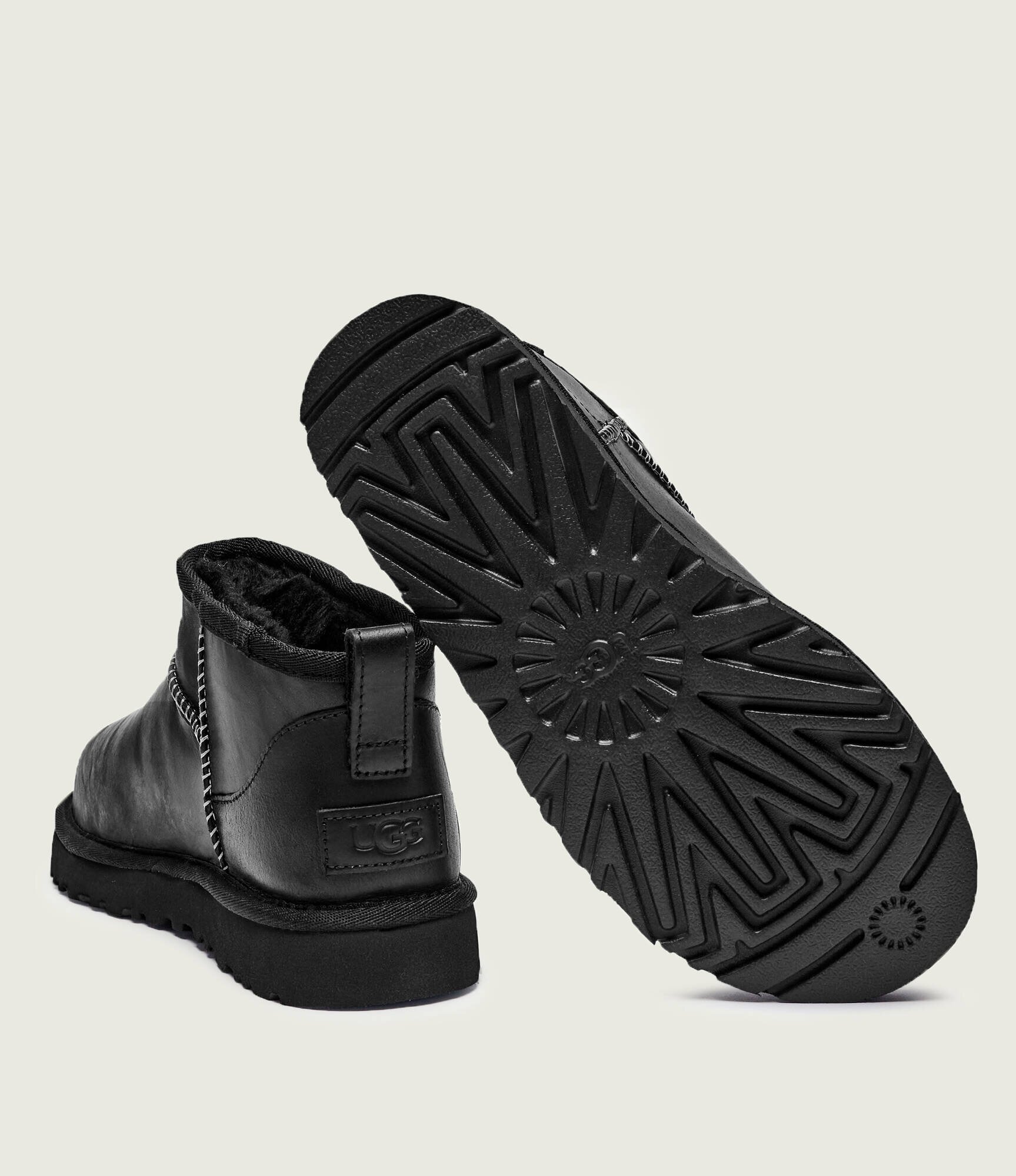 UGG De piele bocanci Classic Ultra Mini cu adaos de lână