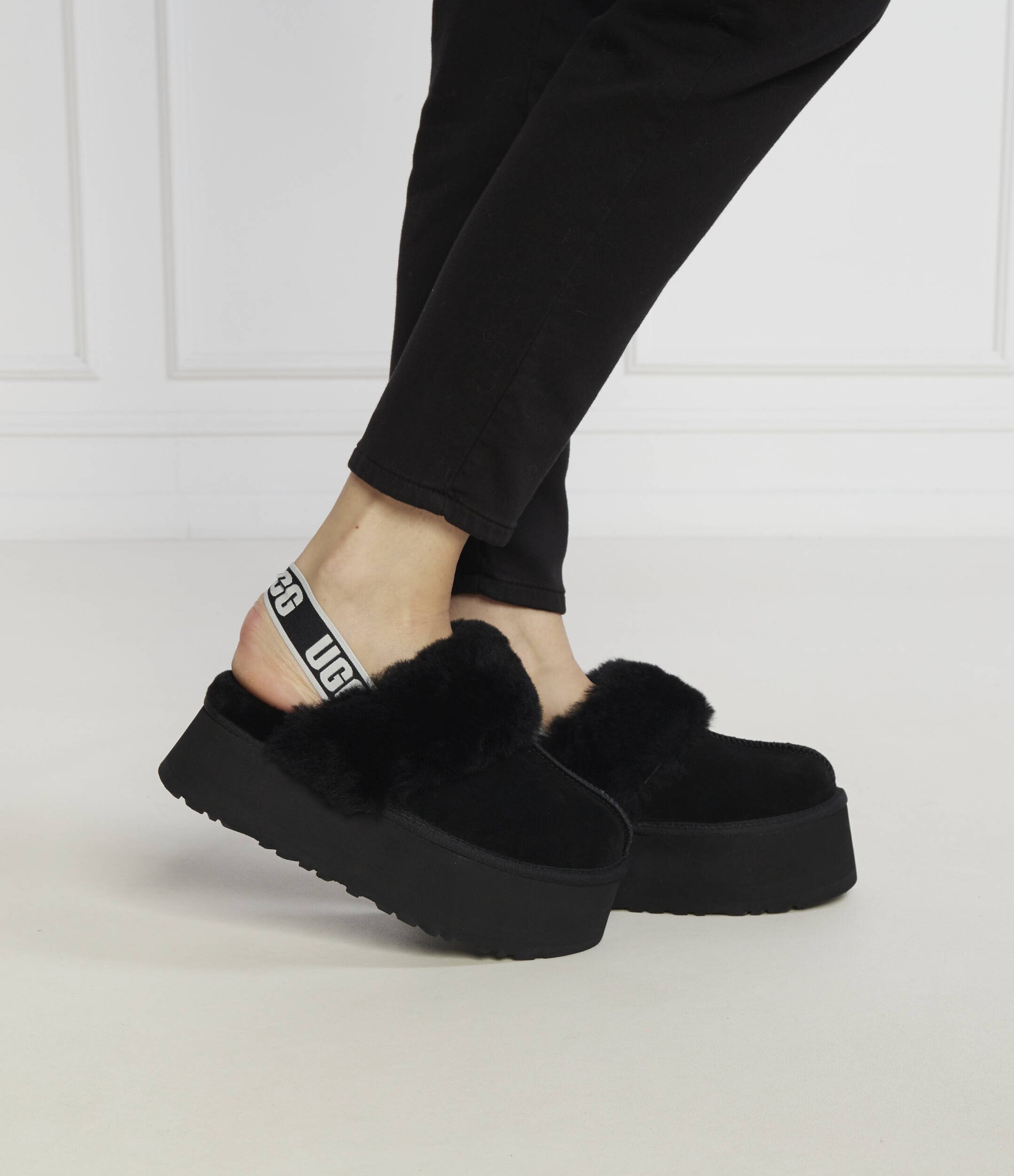 UGG De piele papuci de casă W FUNKETTE