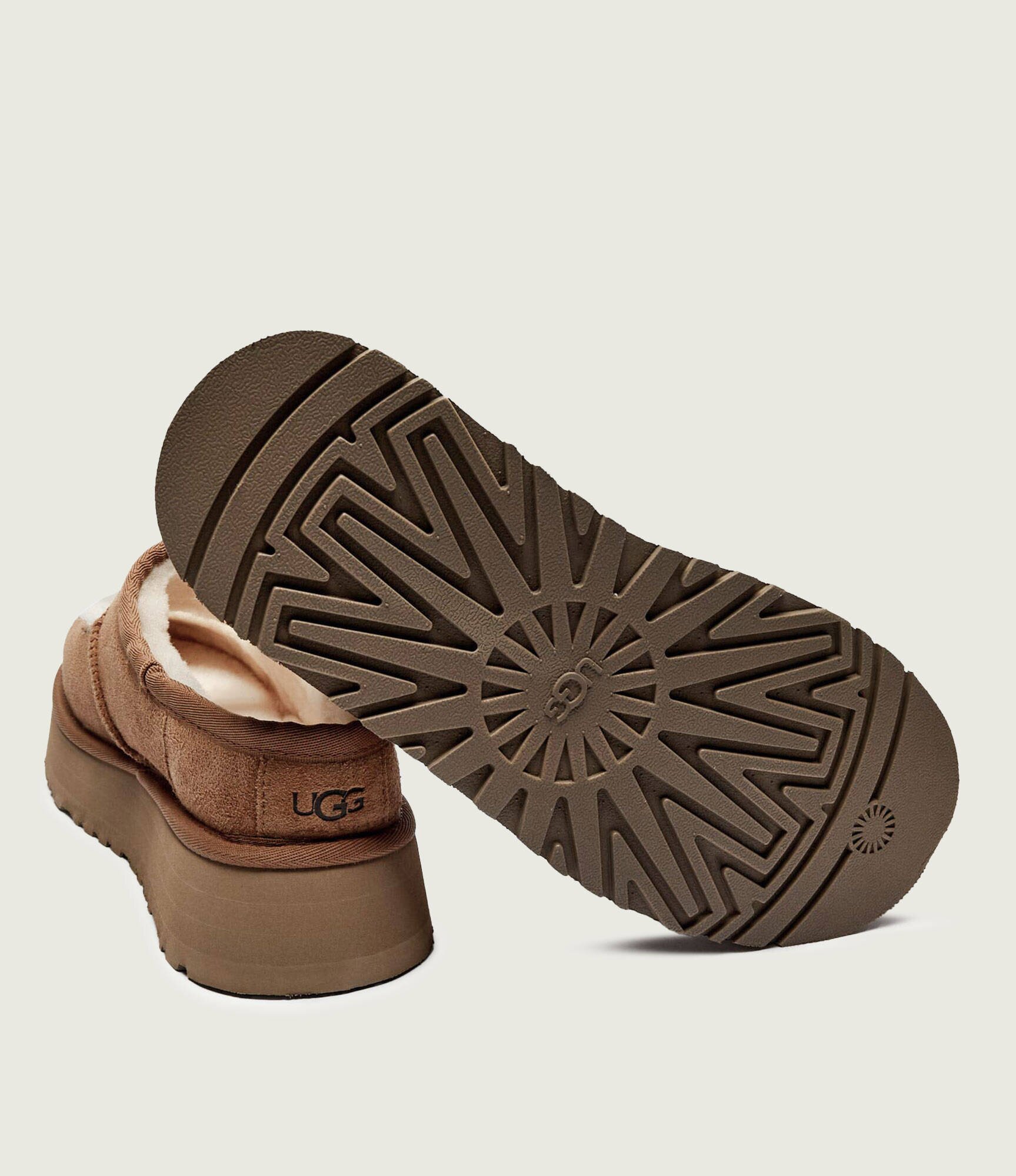 UGG Mules (încălțăminte) W Bea Mary Jane cu adaos de lână | piele întoarsă